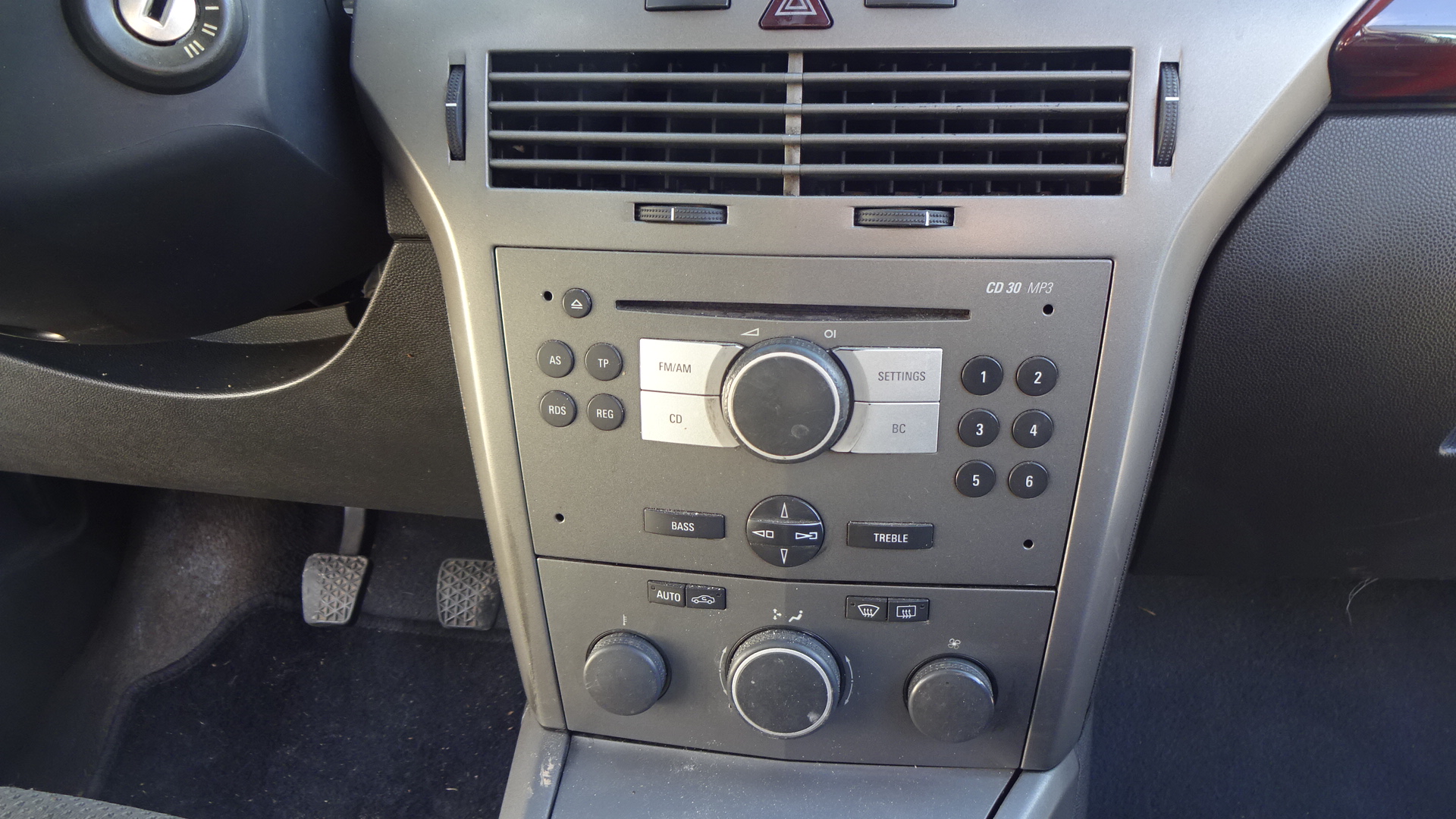 Ράδιο-CD Opel Astra H ’05