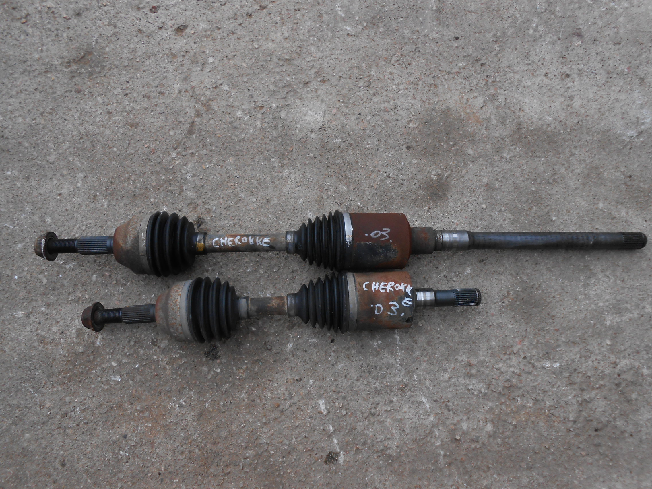 Ημιαξόνια Jeep Cherokee KJ ’04