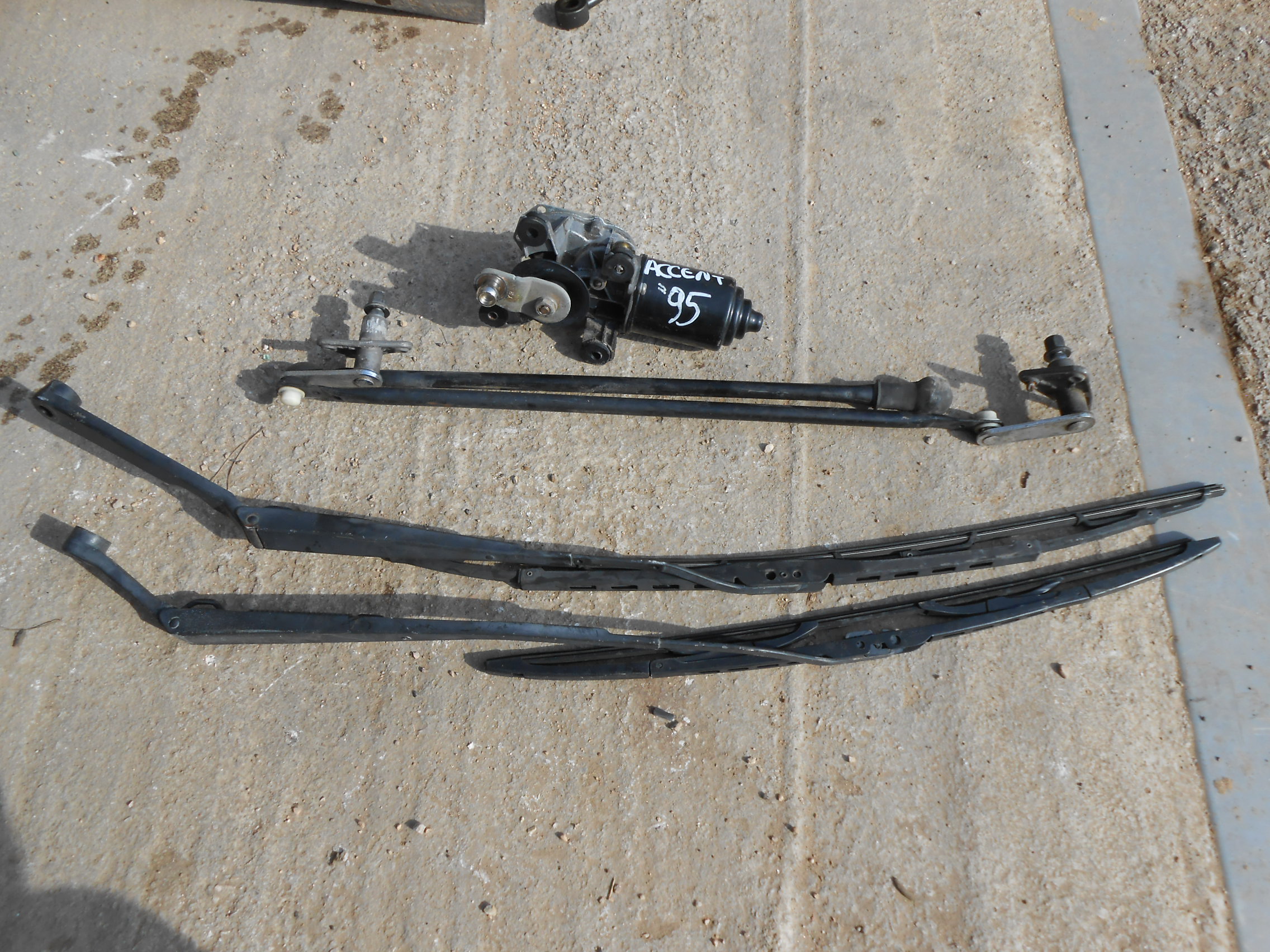 Υαλοκαθαριστήρες Hyundai Accent ’95