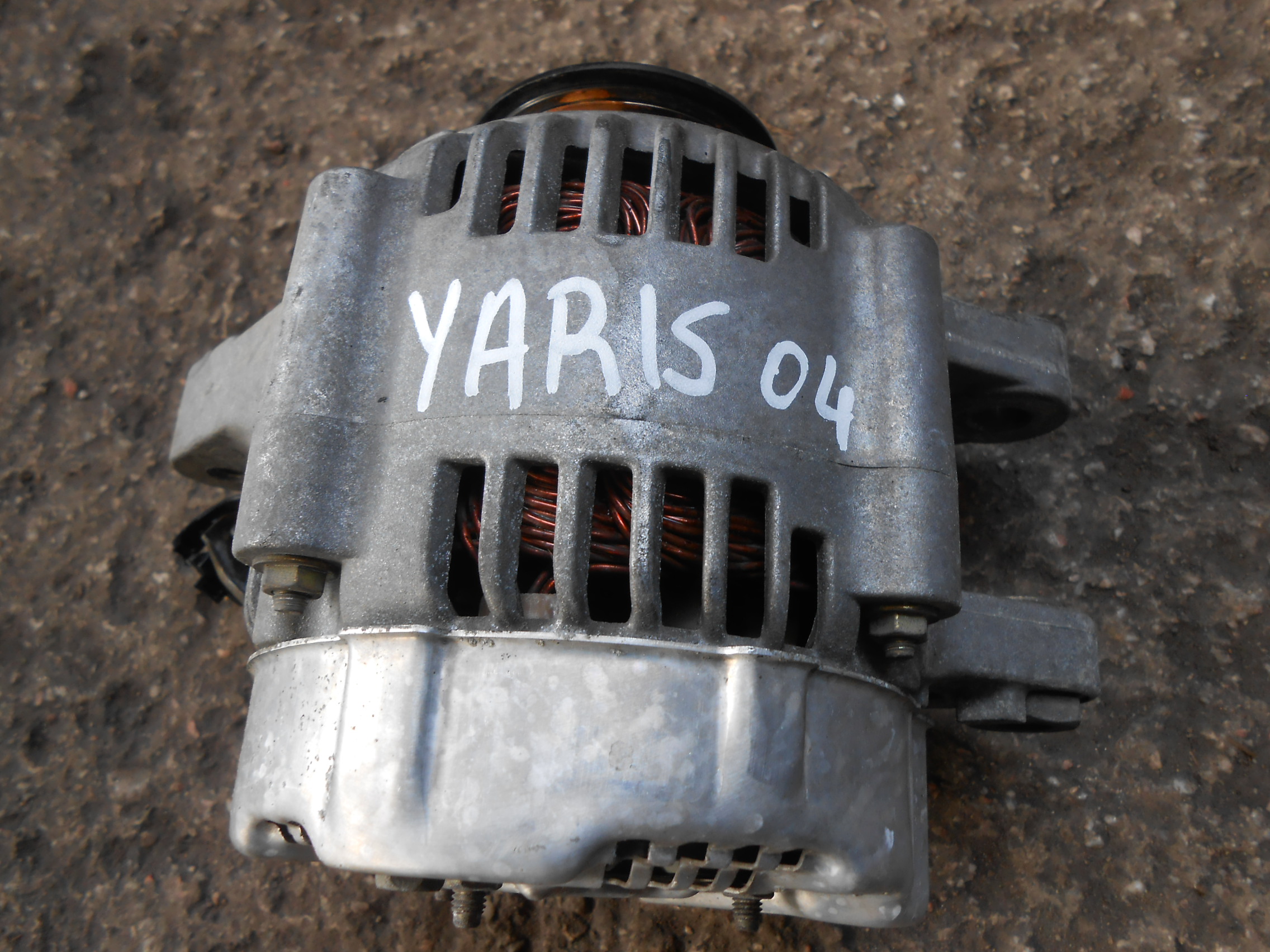 Δυναμό Toyota Yaris Verso ’00 Προσφορά.