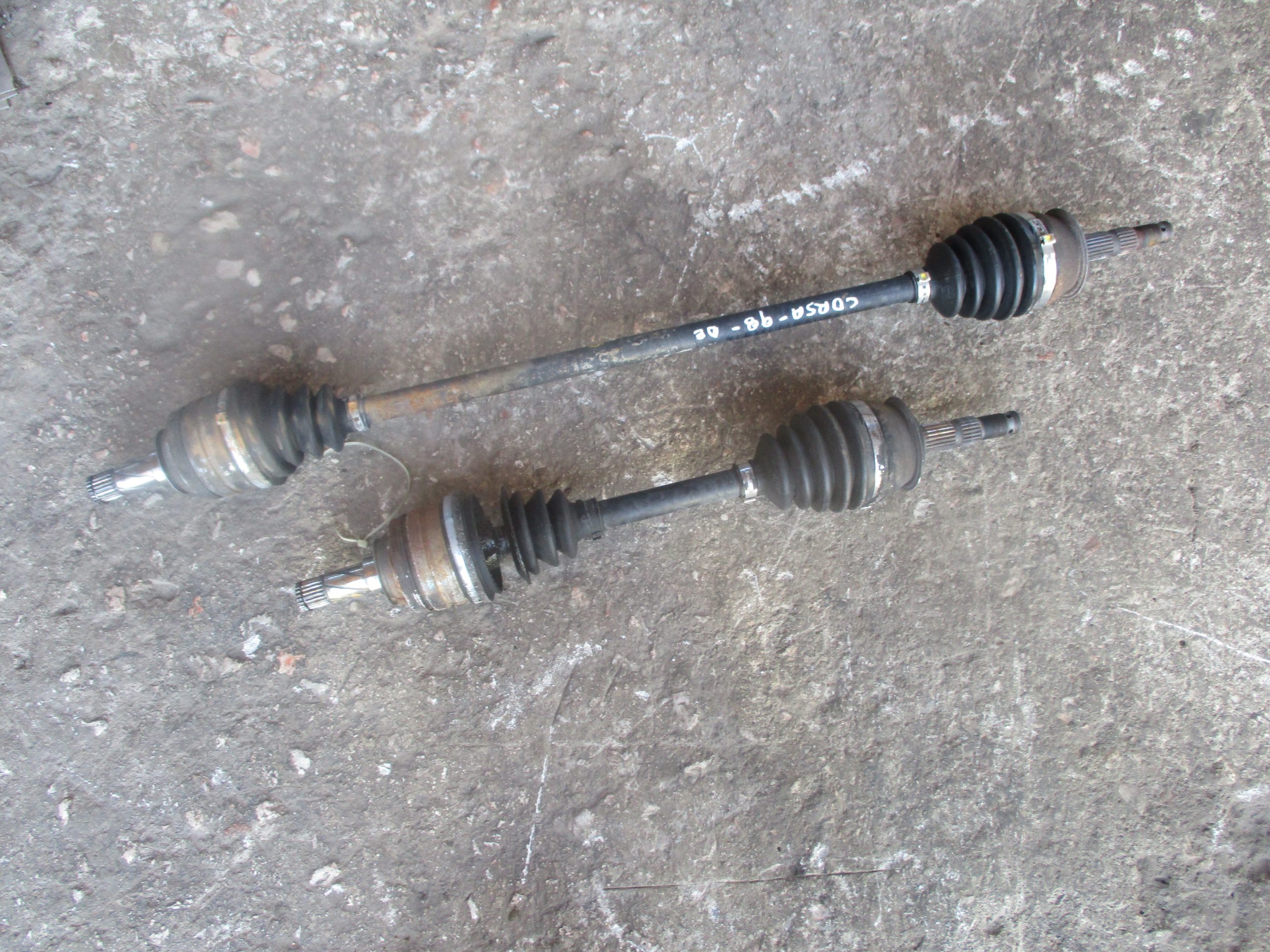 Ημιαξόνιο Αριστερό-Δεξί Opel Corsa B ’96 Προσφορά.