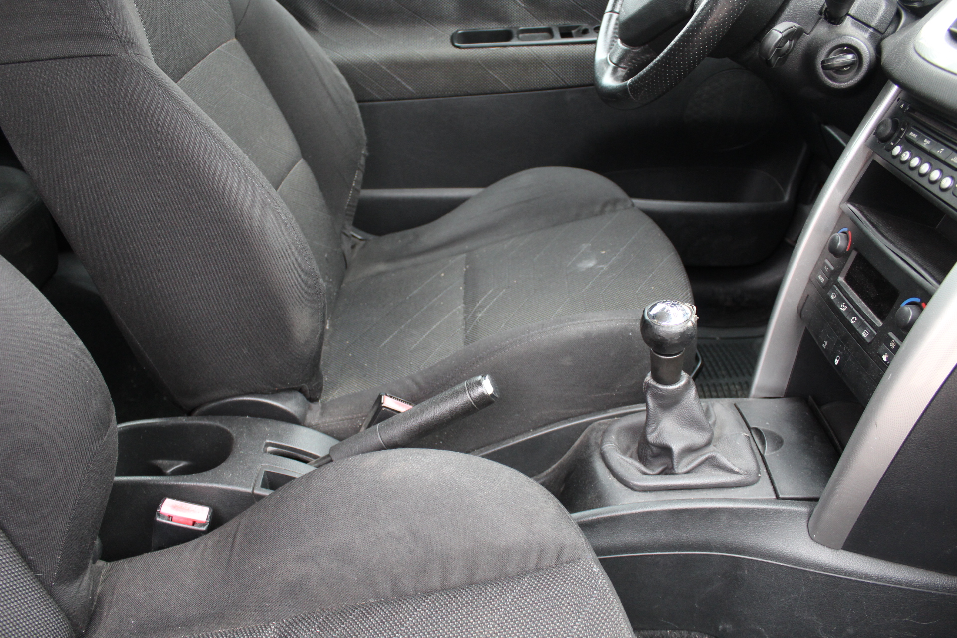 Χειρόφρενο Peugeot 207 ’06