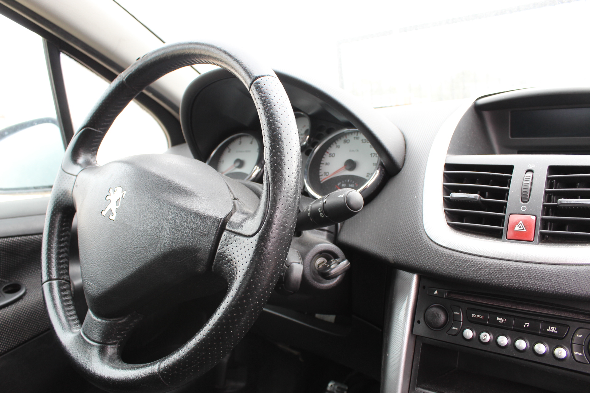 Κλειδαριά Μίζας Peugeot 207 ’06