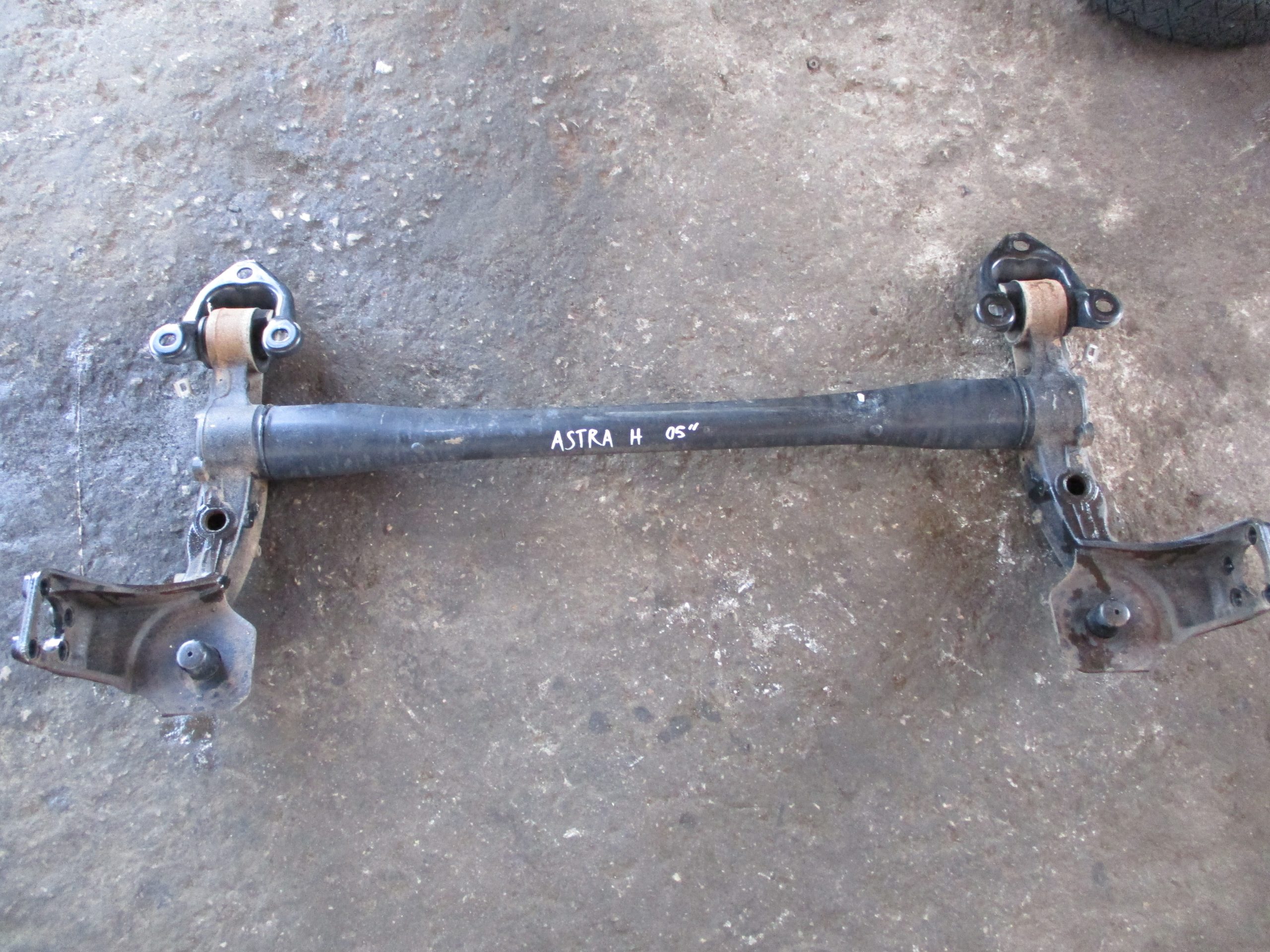 Γέφυρα Πίσω Opel Astra H ’05