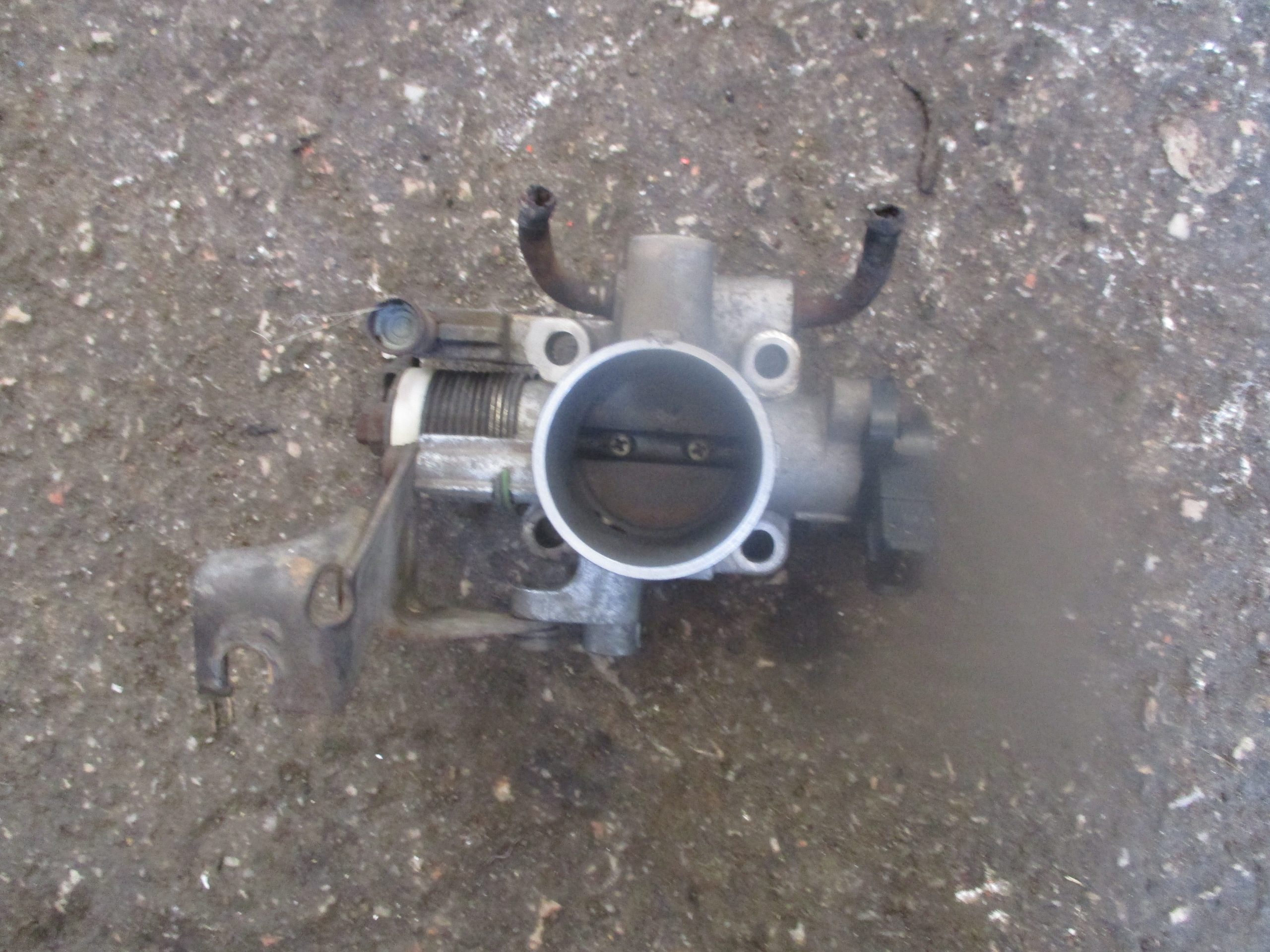 Πεταλούδα Γκαζιού Hyundai Atos ’99 Προσφορά.