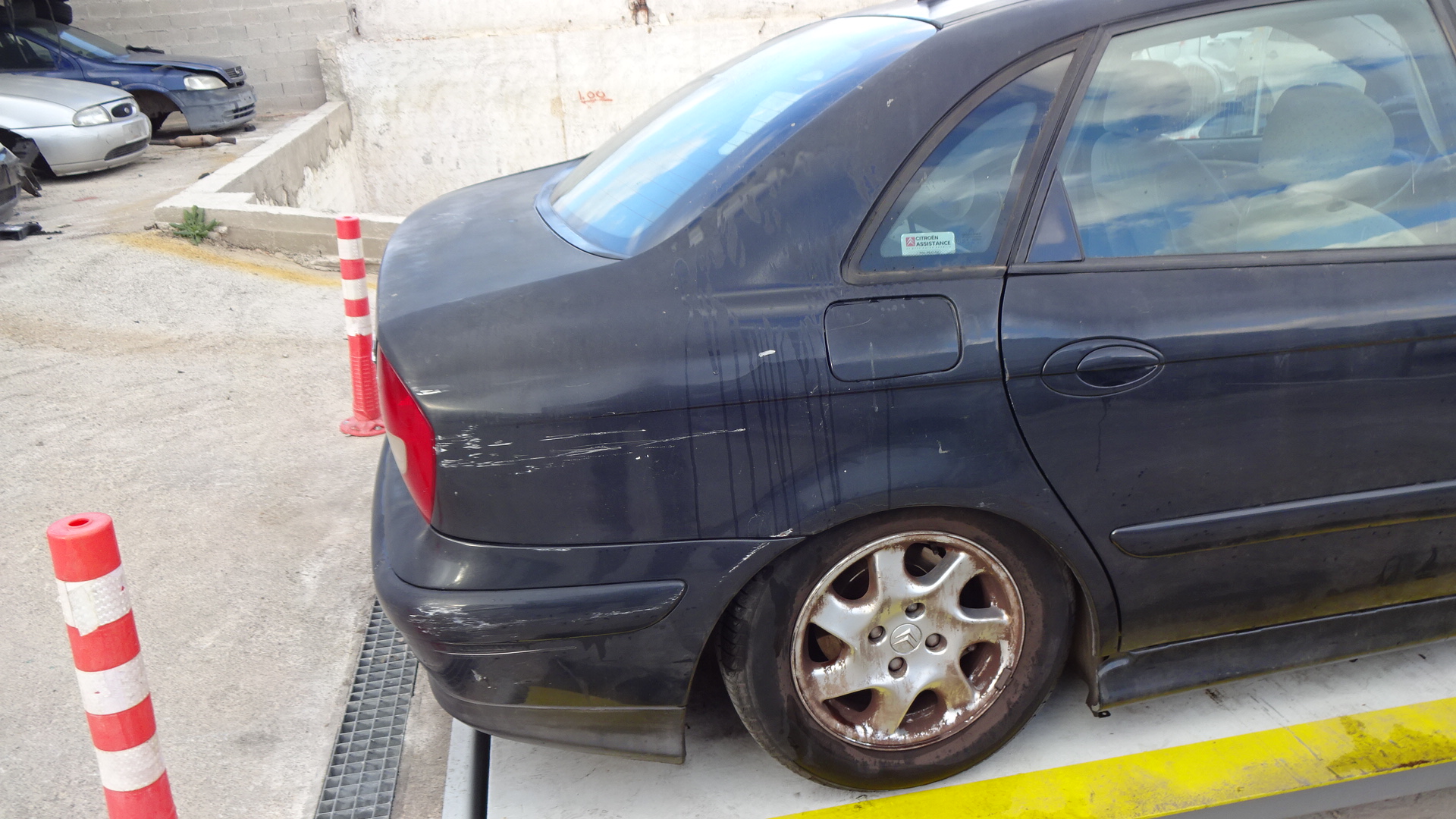 Πορτάκι Ρεζερβουάρ Citroen C5 ’01 Προσφορά