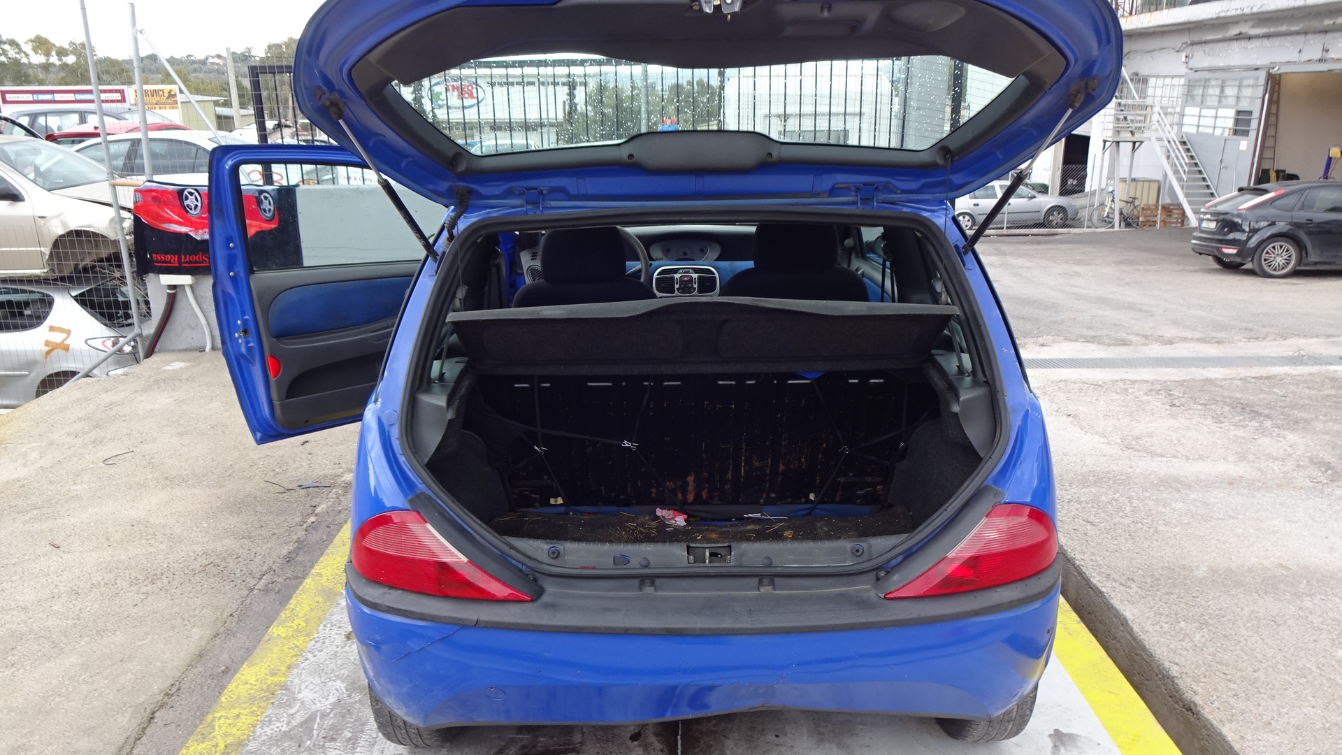 Εταζέρα Lancia Ypsilon ’99