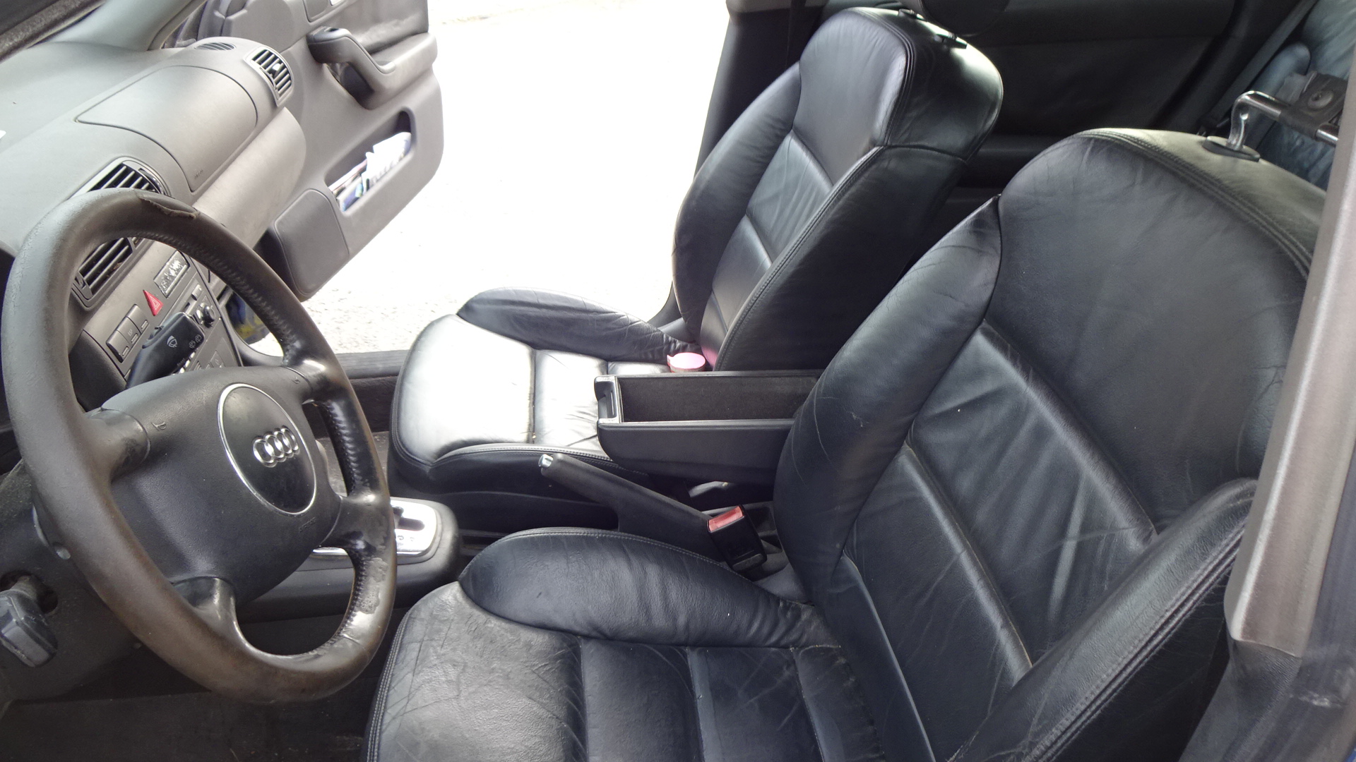 Καθίσματα Σαλόνι Κομπλέ Audi A3 ’02 Προσφορά.