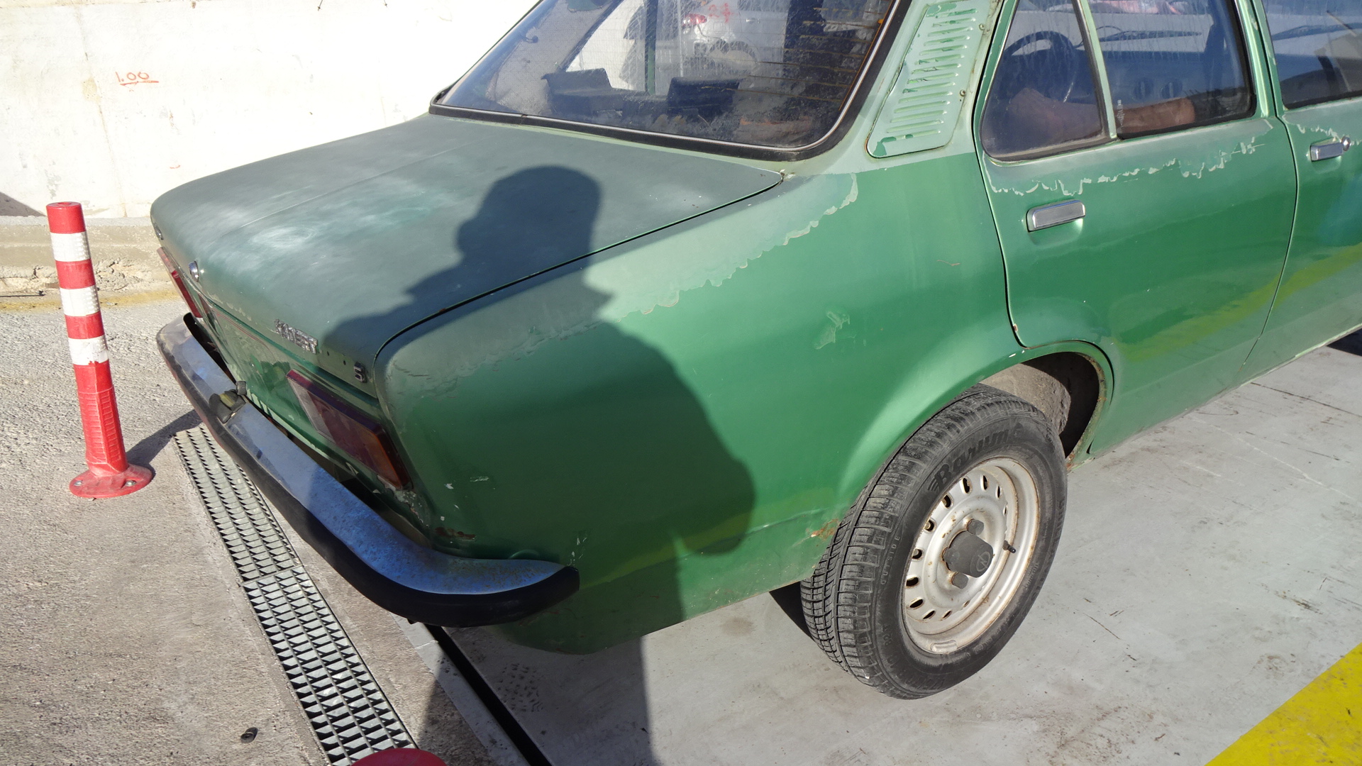 Φτερό Πίσω Opel Kadett ’79