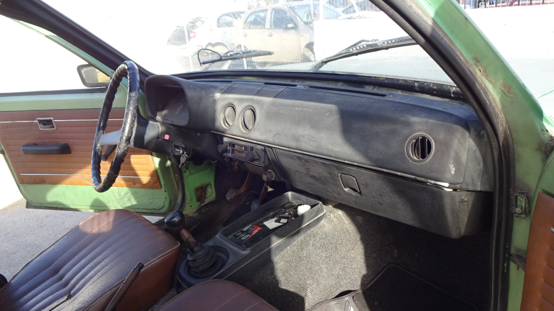 Πλαφονιέρα Opel Kadett ’79