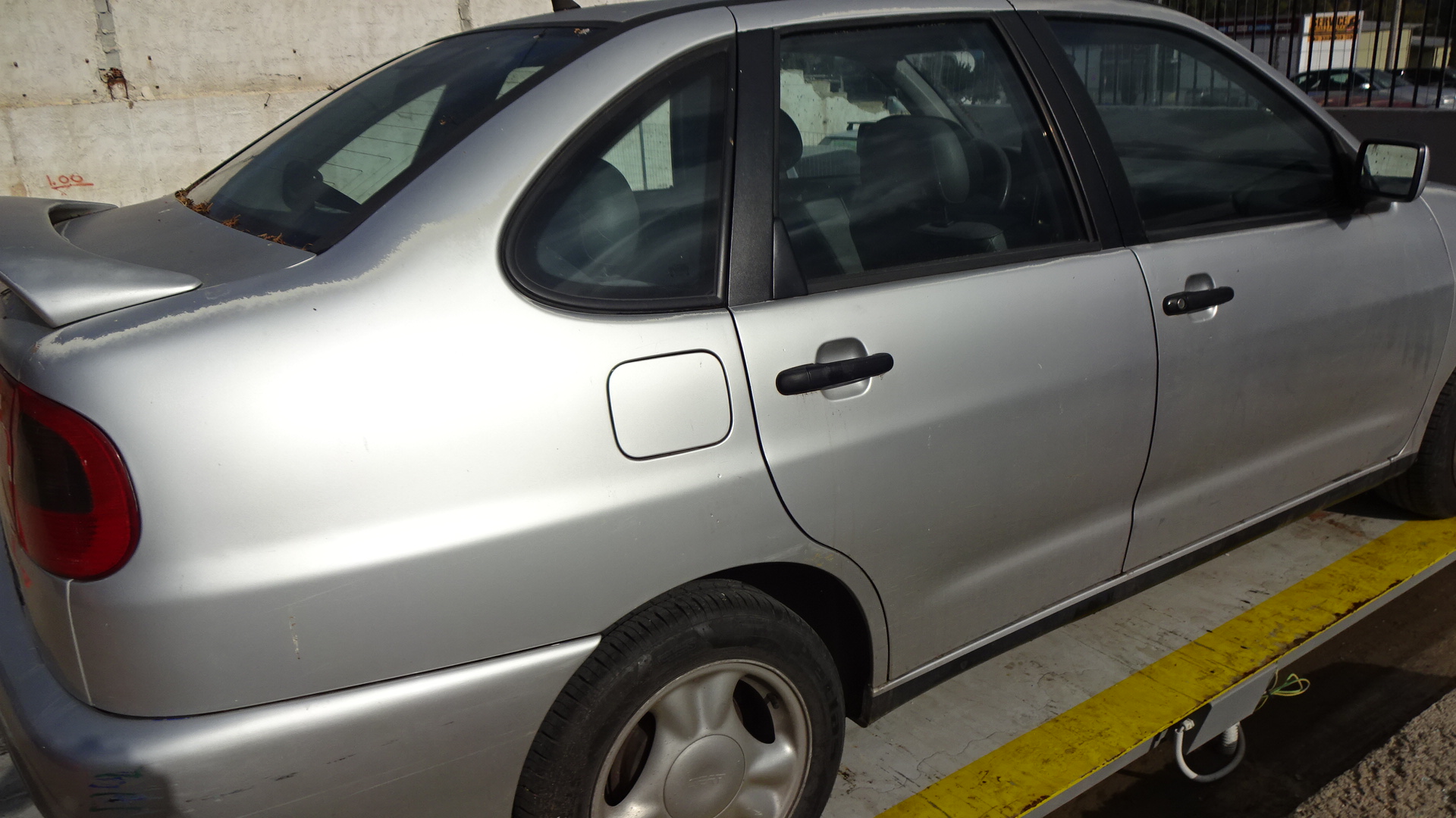 Πορτάκι Ρεζερβουάρ Seat Cordoba ’98