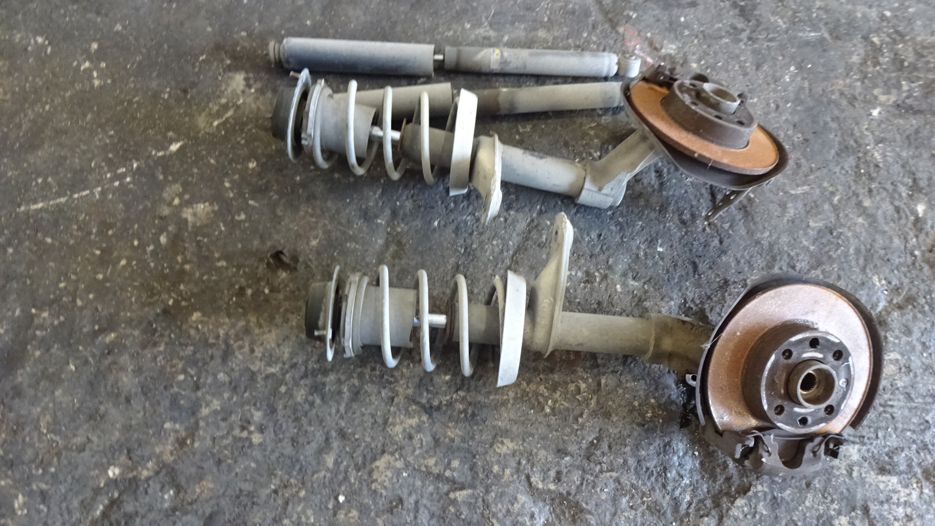 Δαγκάνες Opel Kadett ’90 Σούπερ Προσφορά Μήνα