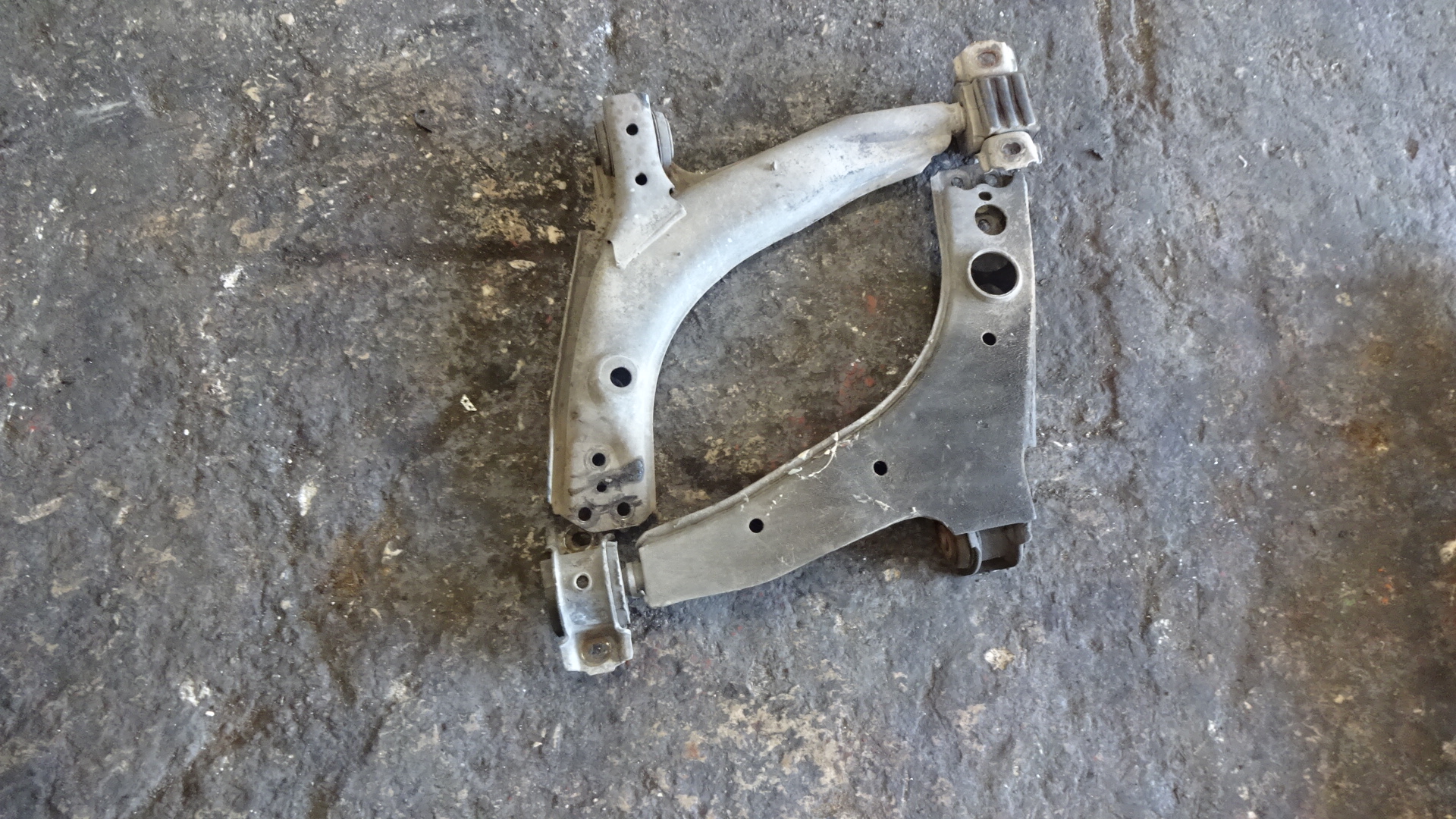 Ψαλίδια Opel Kadett ’90 Σούπερ Προσφορά Μήνα