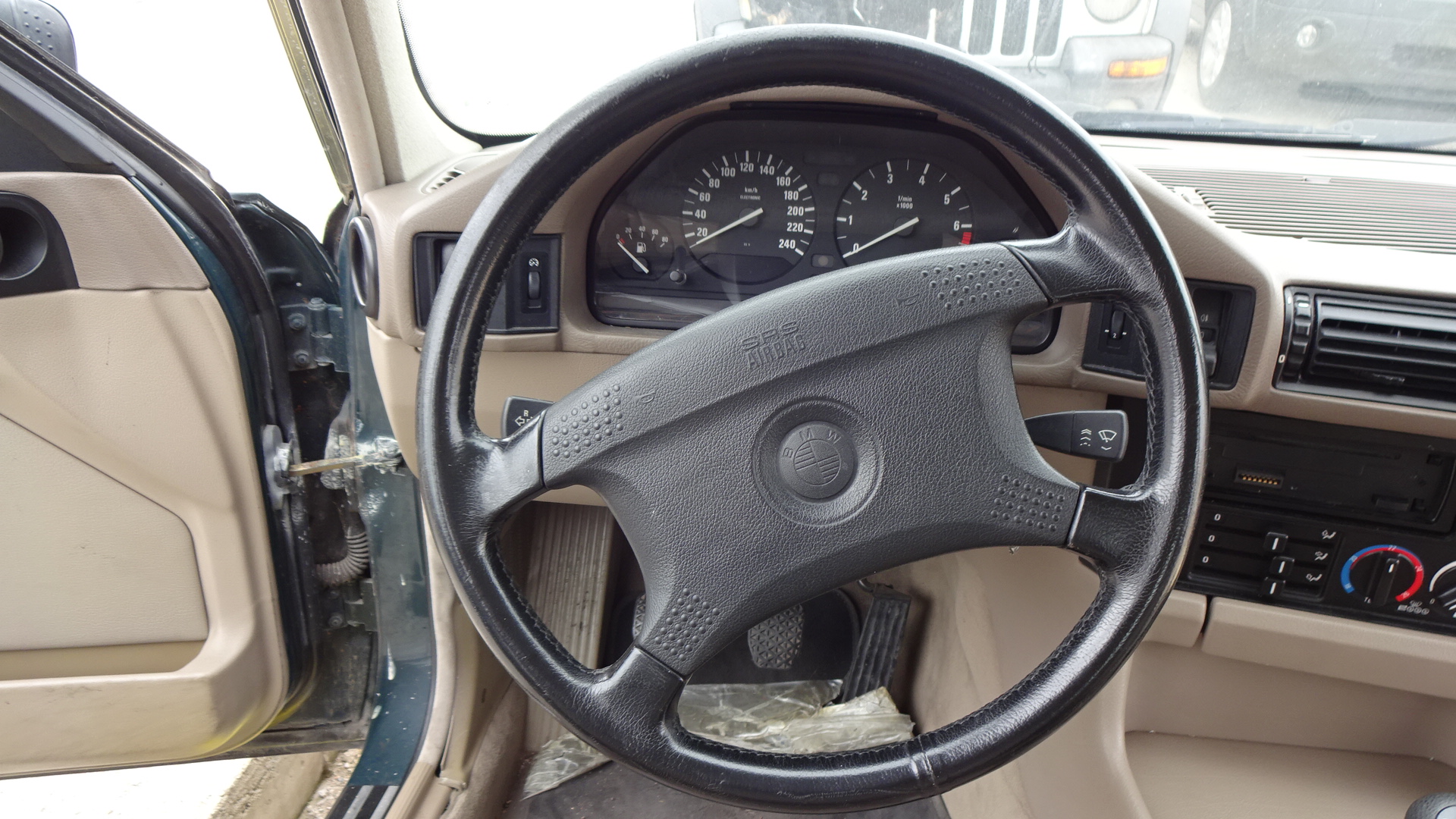 Τιμόνι (Βολάν) BMW 520 E34 ’96 Προσφορά.