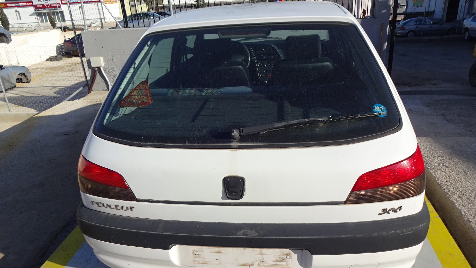 Φρένου Τρίτο Στοπ Peugeot 306 ’98 Προσφορά.
