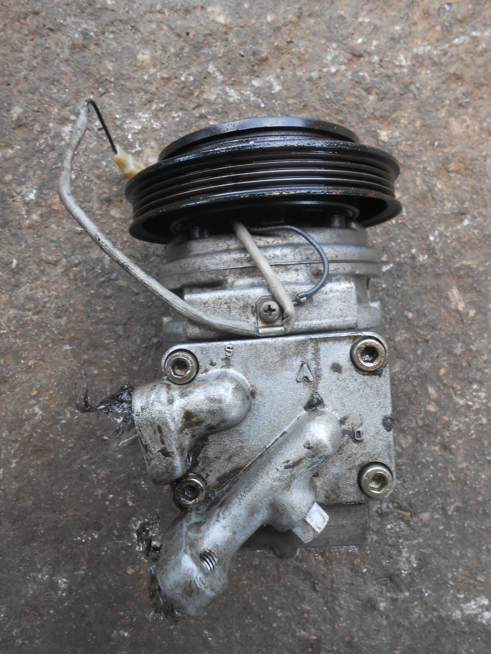 Κομπρεσέρ Aircodition Kia Sephia ’00