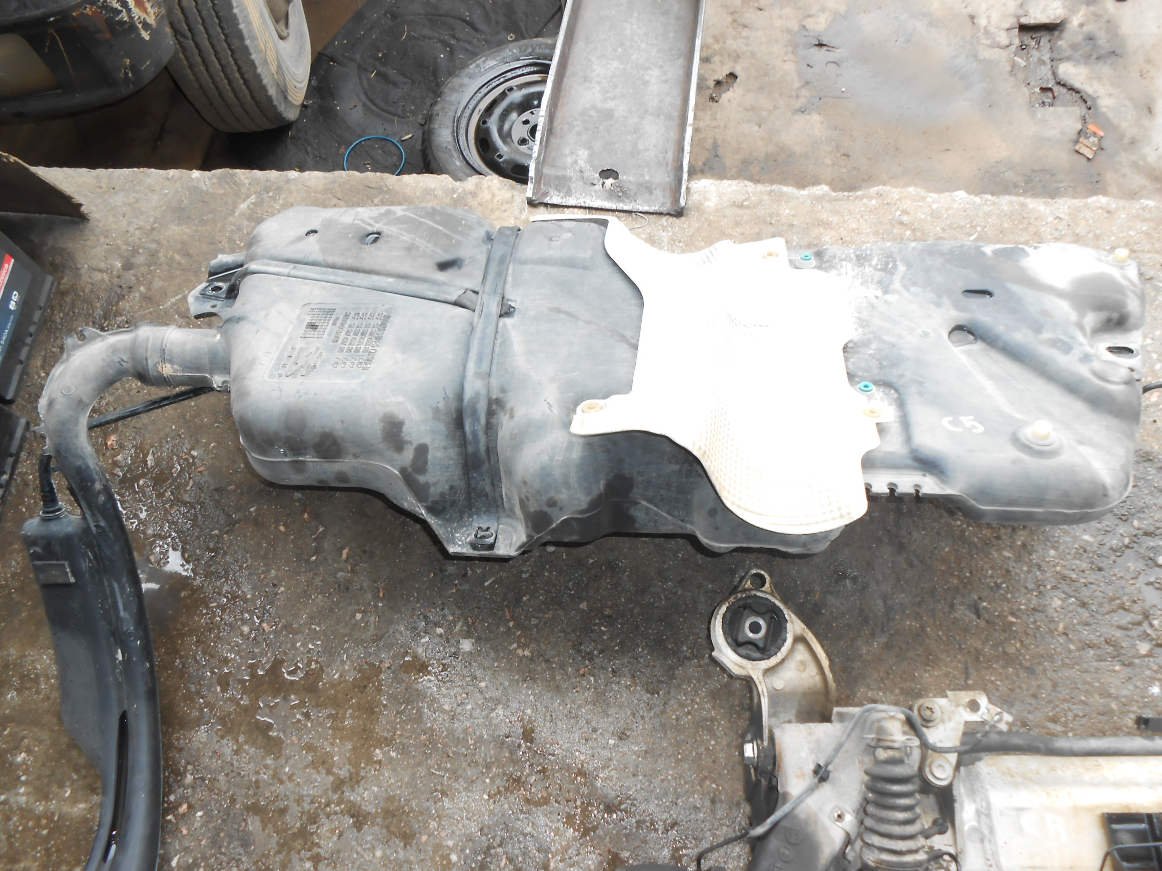 Ρεζερβουάρ Βενζίνης Citroen C5 ’01 Προσφορά