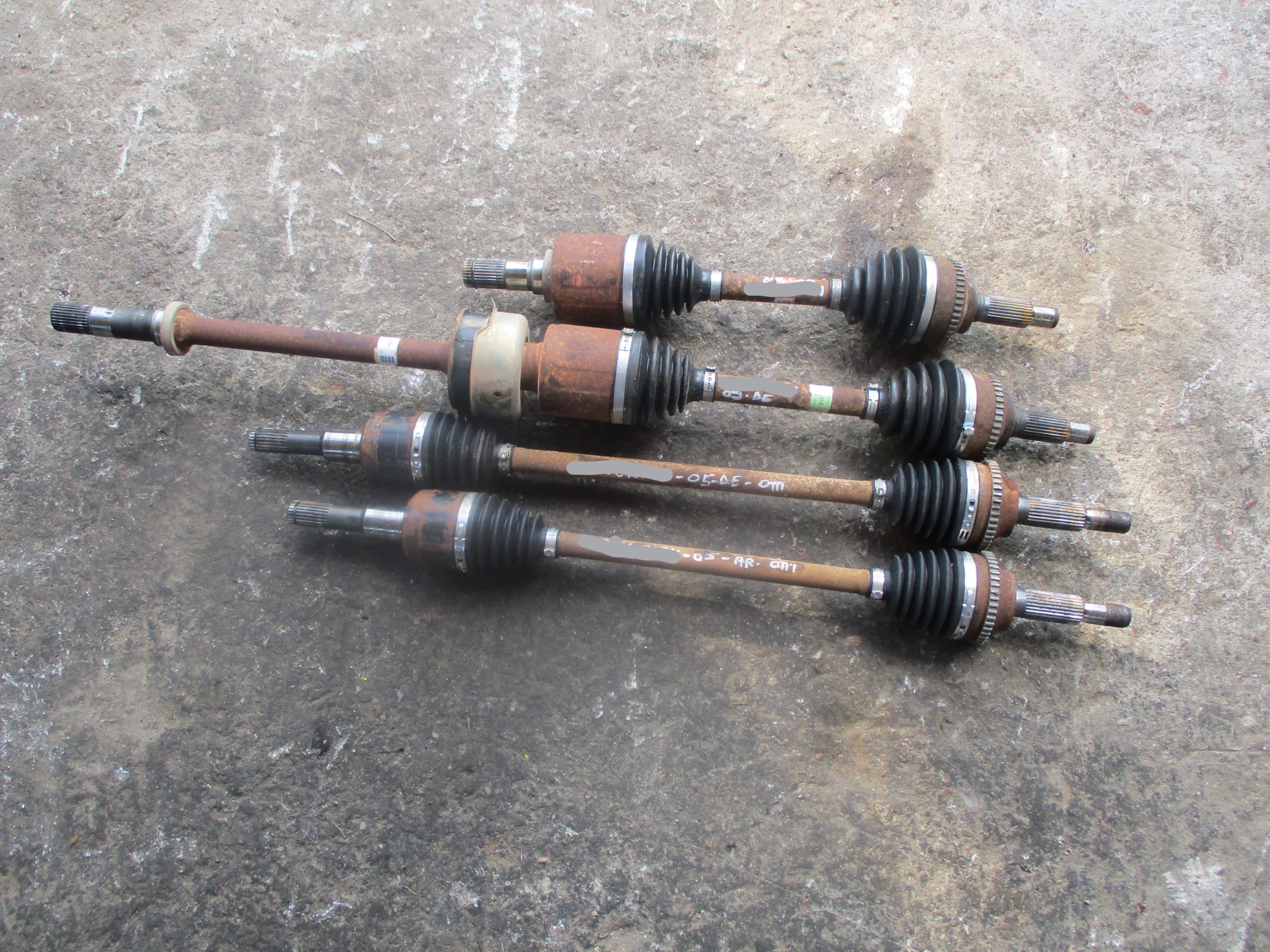 Ημιαξόνια Mazda Tribute ’05