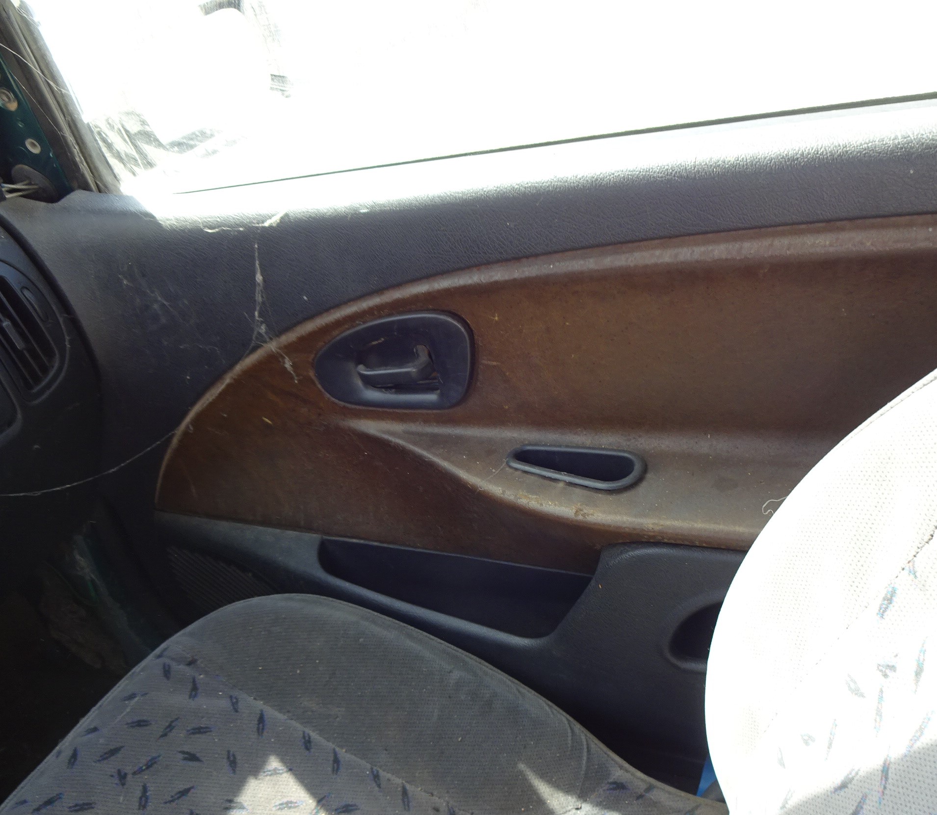 Ταπετσαρία-Πάνελ Πορτών Citroen Saxo ’97 Προσφορά