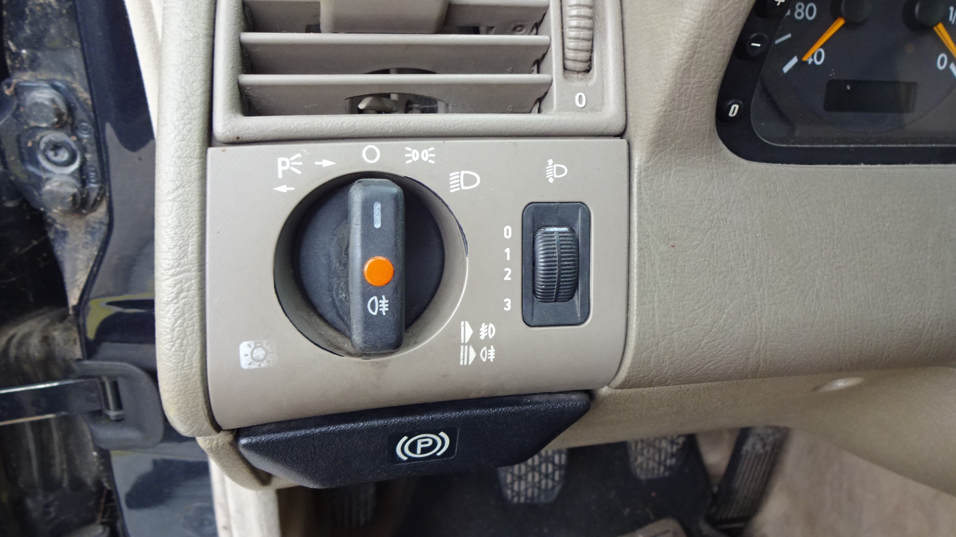 Διακόπτης Φώτων Mercedes C200 (w202) ’98 Προσφορά