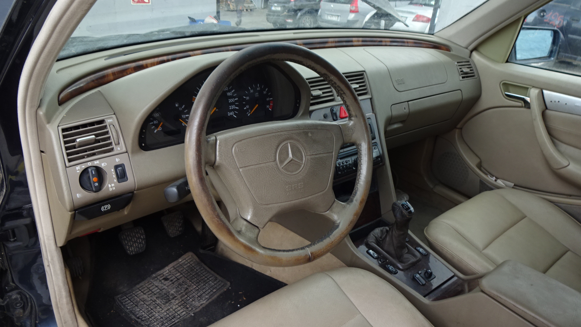 Ποδόφρενο Mercedes C200 (w202) ’98 Προσφορά