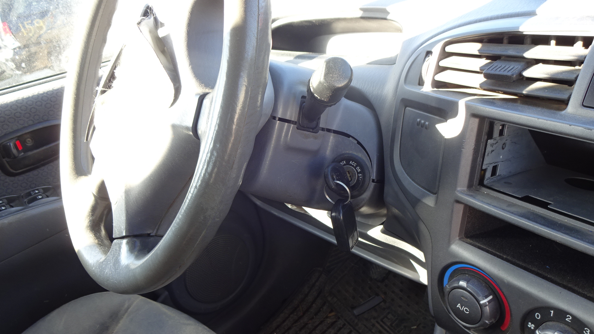 Κλειδαριά Μίζας Hyundai Matrix ’05 Προσφορά