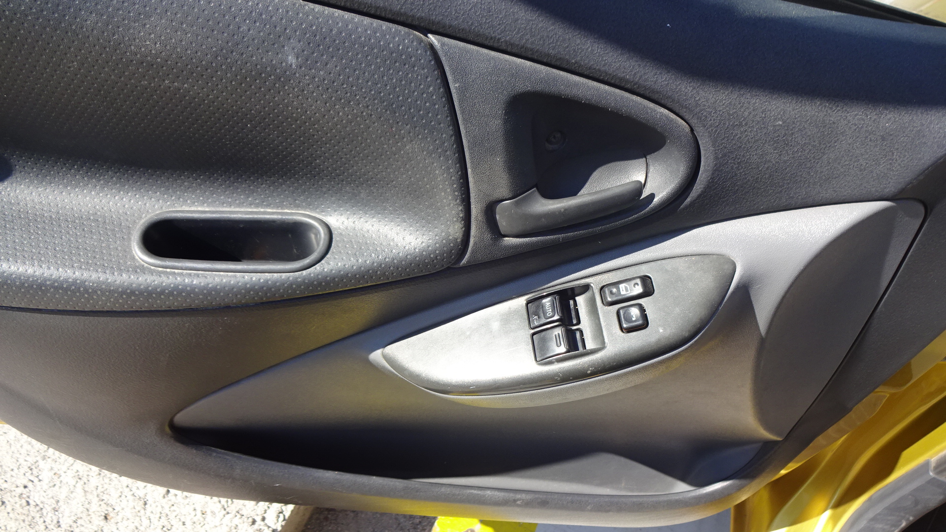 Διακόπτης Παραθύρων Toyota Yaris ’99 Προσφορά