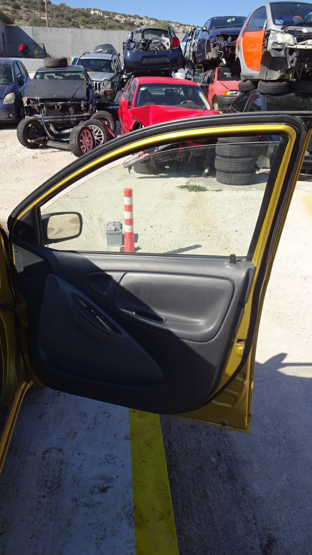 Χερούλια Εσωτερικά Toyota Yaris ’99 Προσφορά