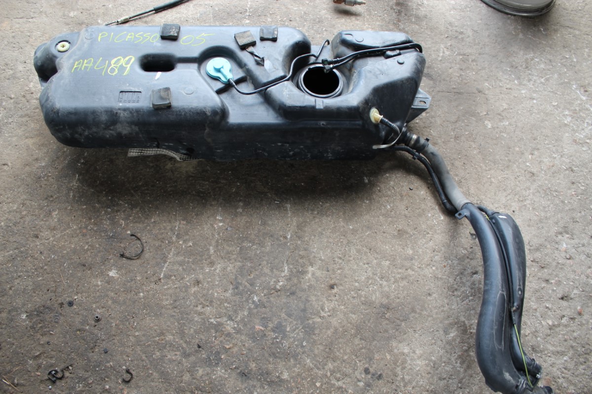 Ρεζερβουάρ Βενζίνης Citroen Xsara Picasso ’05 Προσφορά.