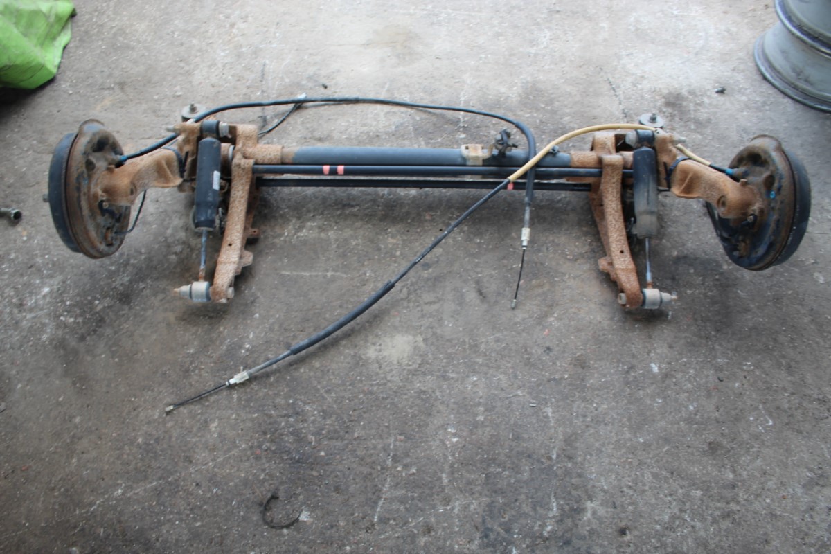 Άξονας Πίσω Citroen Xsara Picasso ’05 Προσφορά.