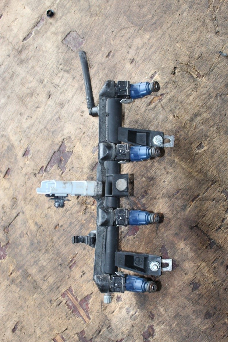 Μπεκιέρα Με Μπέκ Citroen Xsara Picasso ’05 Προσφορά.