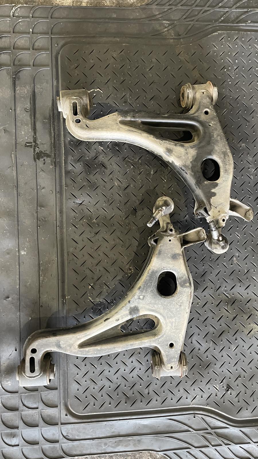 Ψαλίδια Mercedes C200 (w202) ’98 Προσφορά