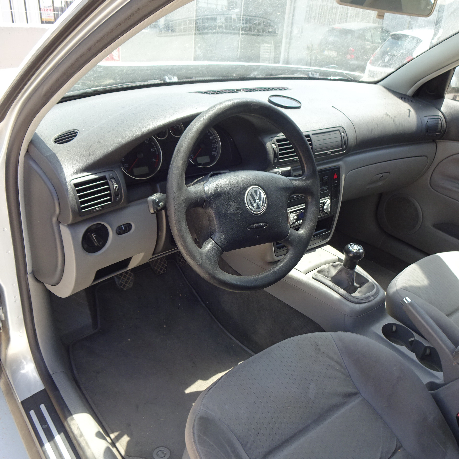 Τιμόνι (Βολάν) Volkswagen Passat ’04 Προσφορά