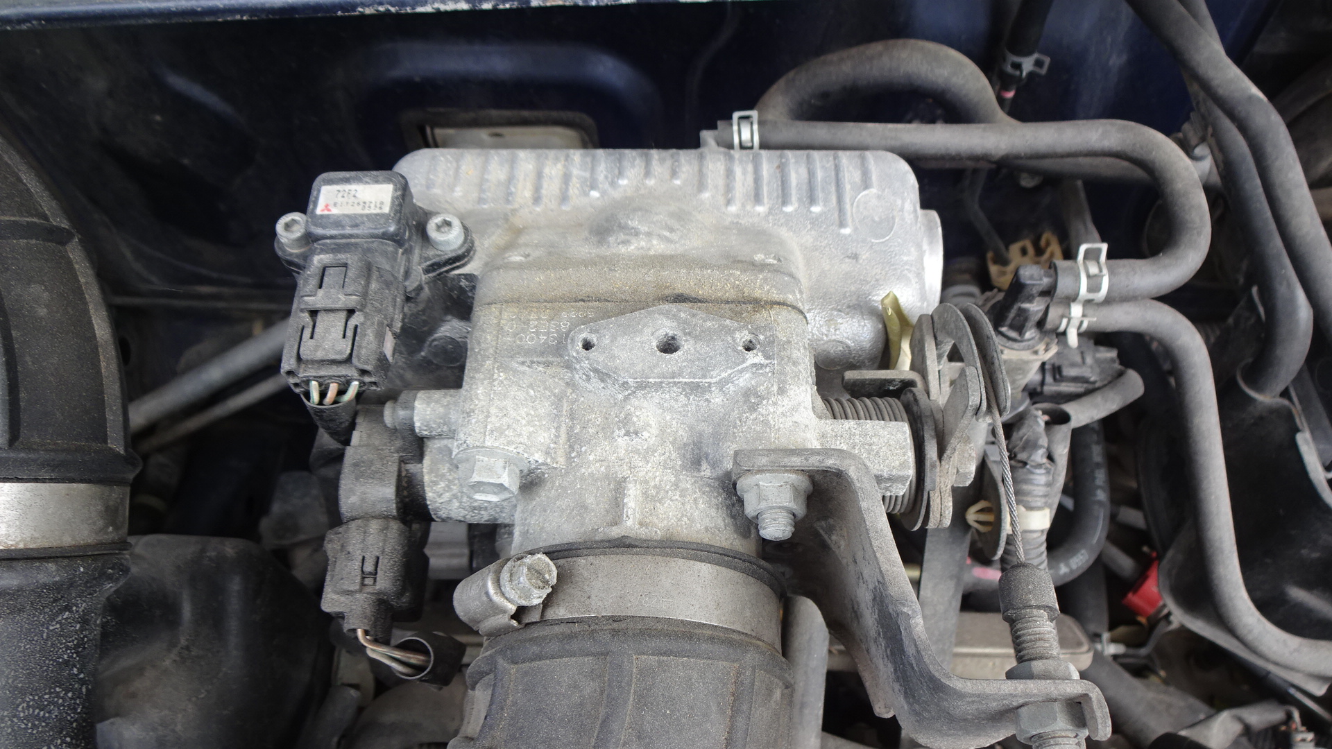 Πεταλούδα Γκαζιού Suzuki Wagon R ’00 Προσφορά