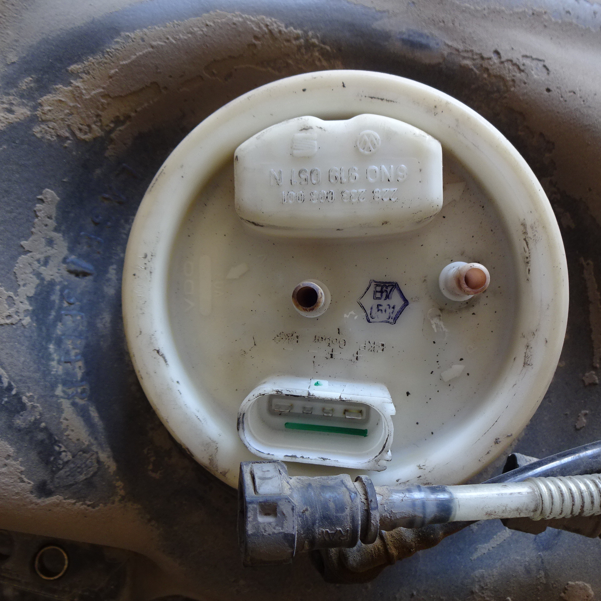 Αντλία Βενζίνης (228 233 003 001) Seat Ibiza ’01 Προσφορά