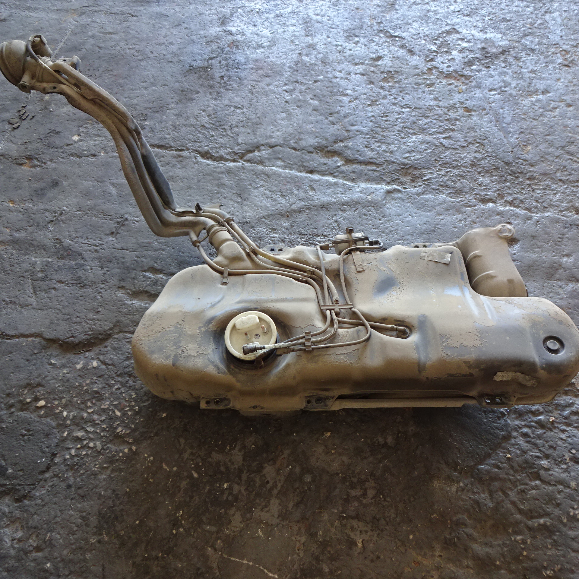 Ρεζερβουάρ Βενζίνης Seat Ibiza ’01 Προσφορά