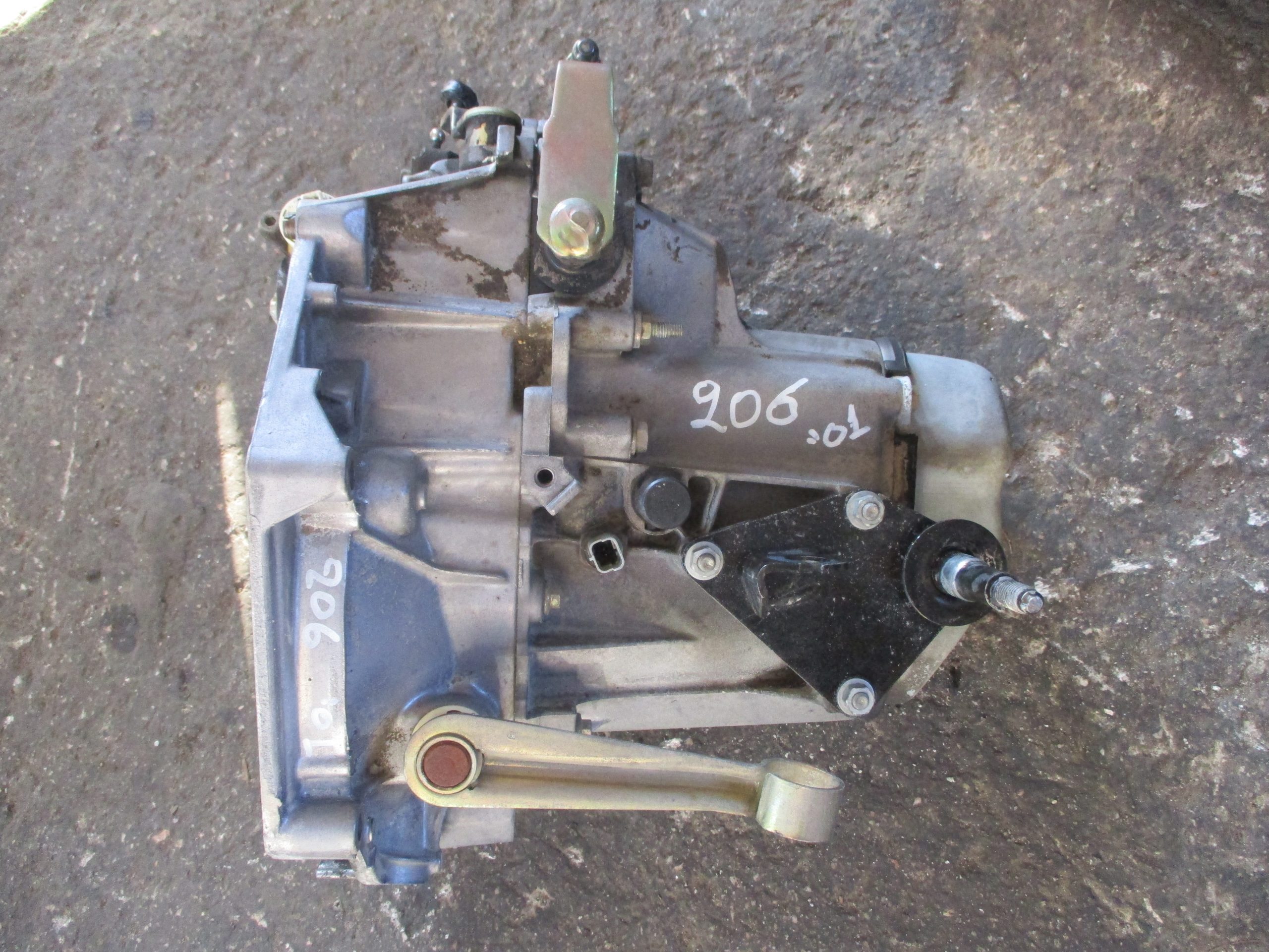 Χειροκίνητο Σασμάν ( HFZ ) Peugeot 206 ’99 Προσφορά.