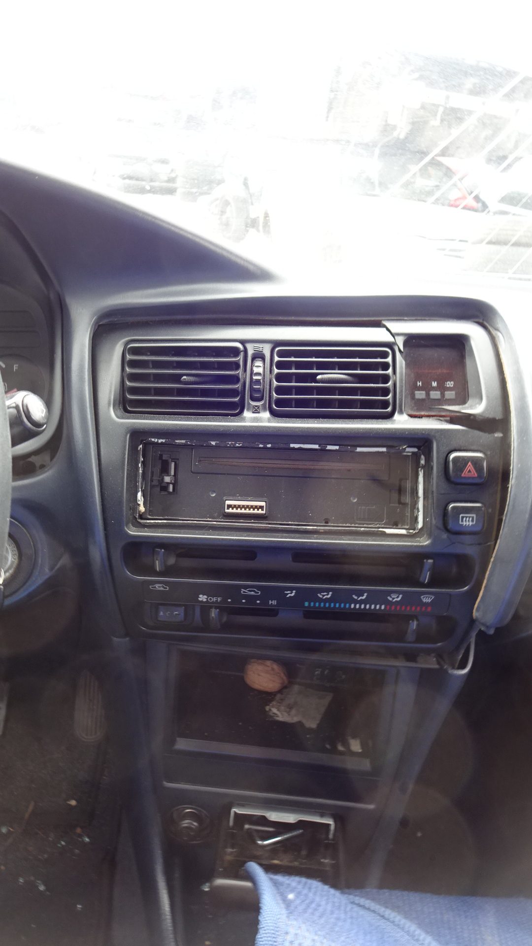 Χειριστήρια Κλιματισμού-Καλοριφέρ Toyota Corolla ’97 Προσφορά.