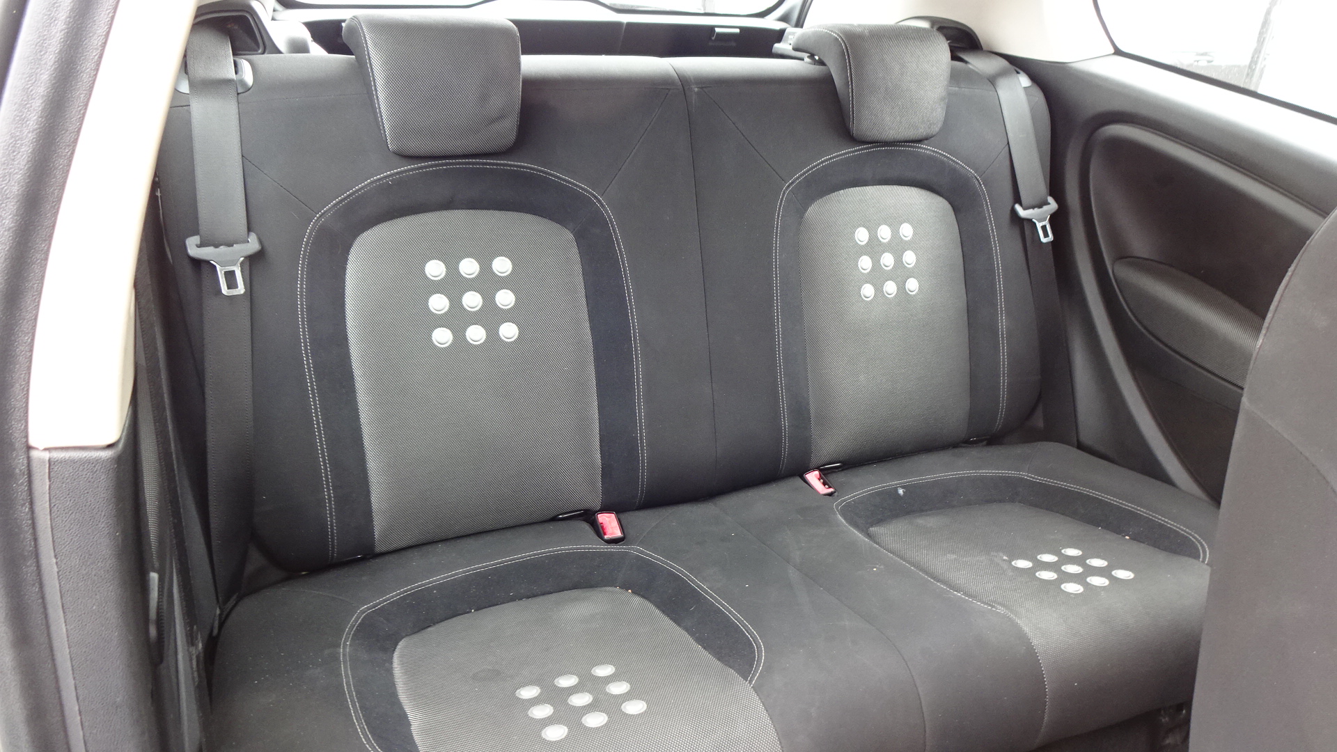 Καθίσματα Σαλόνι Κομπλέ Fiat Grande Punto ’07 Προσφορά.