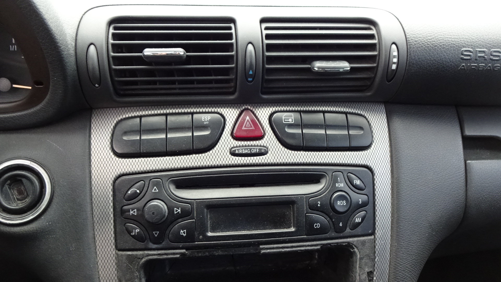 Διακόπτης Αλάρμ Mercedes-Benz C200 W203 SportCoupe ’07 Προσφορά.