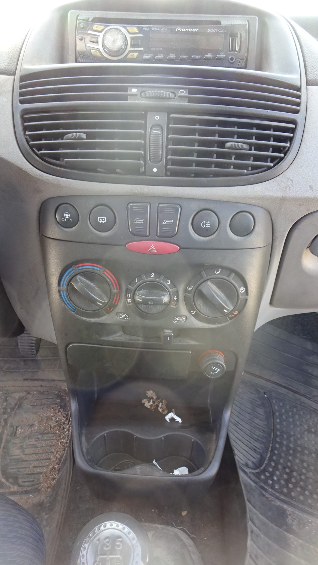 Χειριστήρια Κλιματισμού-Καλοριφέρ Fiat Punto ’01 Προσφορά.