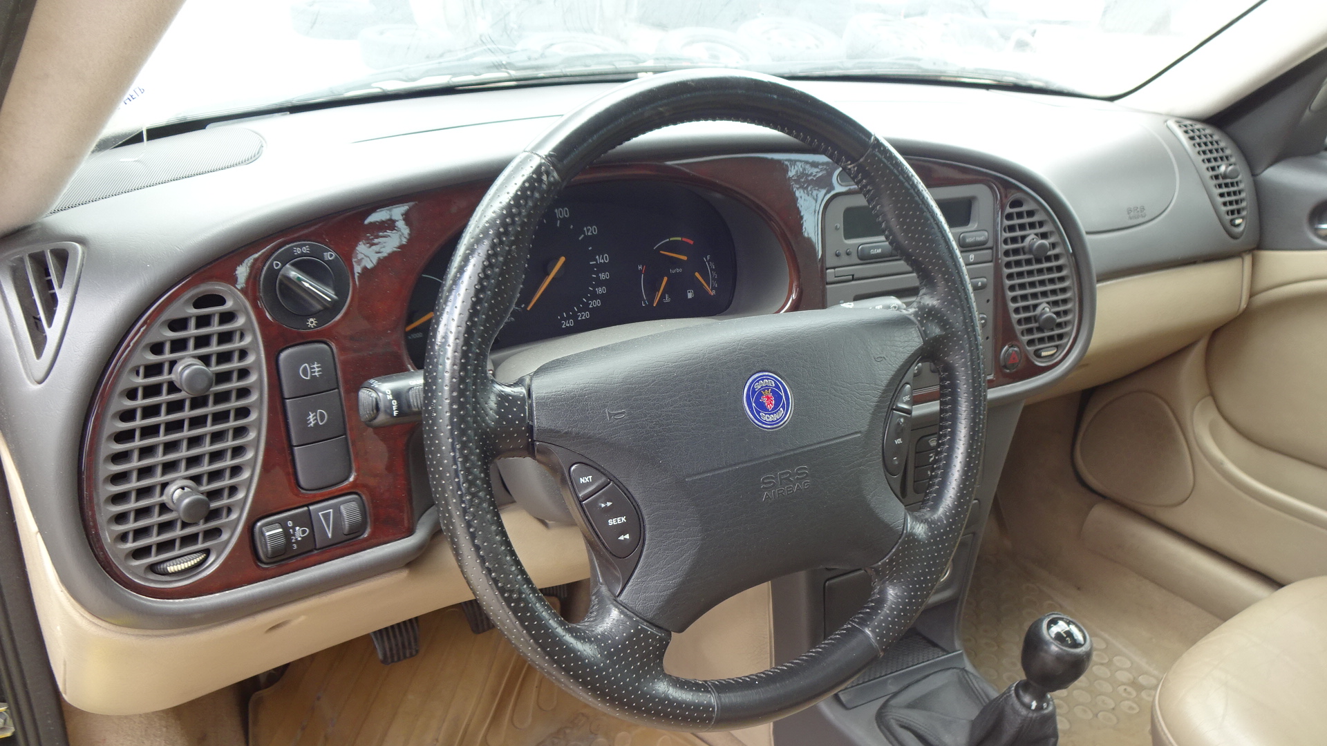 Τιμόνι (Βολάν) Saab 9-3 ’01 Προσφορά.