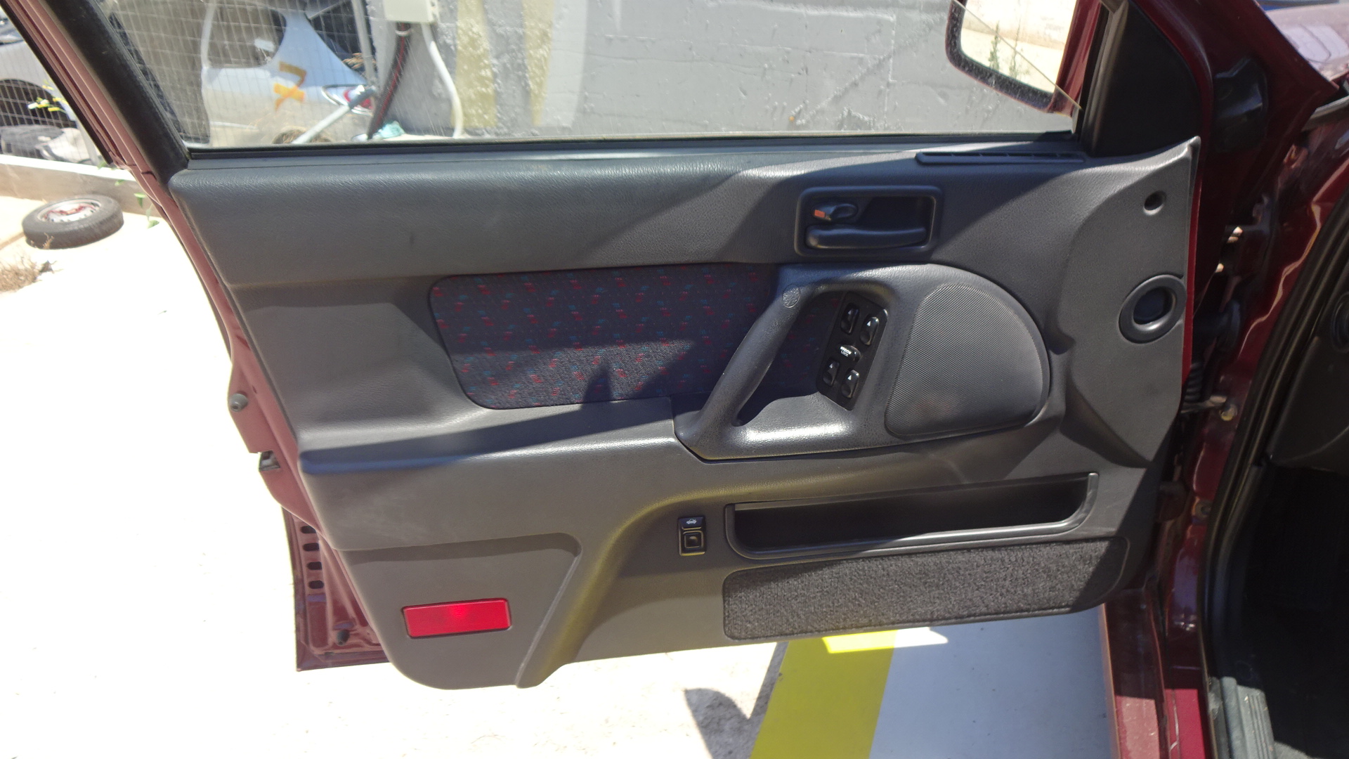 Πάνελ Πορτών Hyundai Lantra ’99 Προσφορά