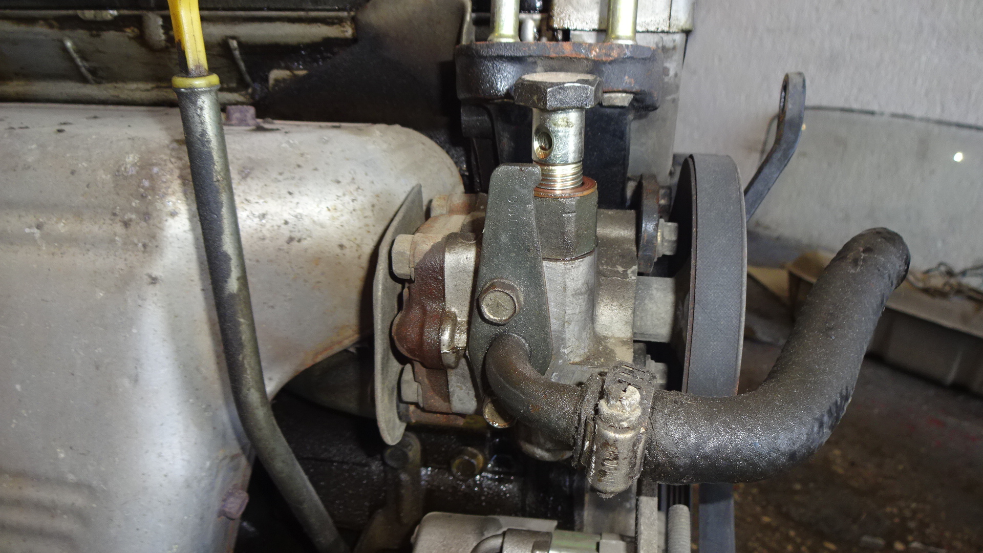 Αντλία Υδραυλικού Τιμονιού Hyundai Lantra ’99 Προσφορά