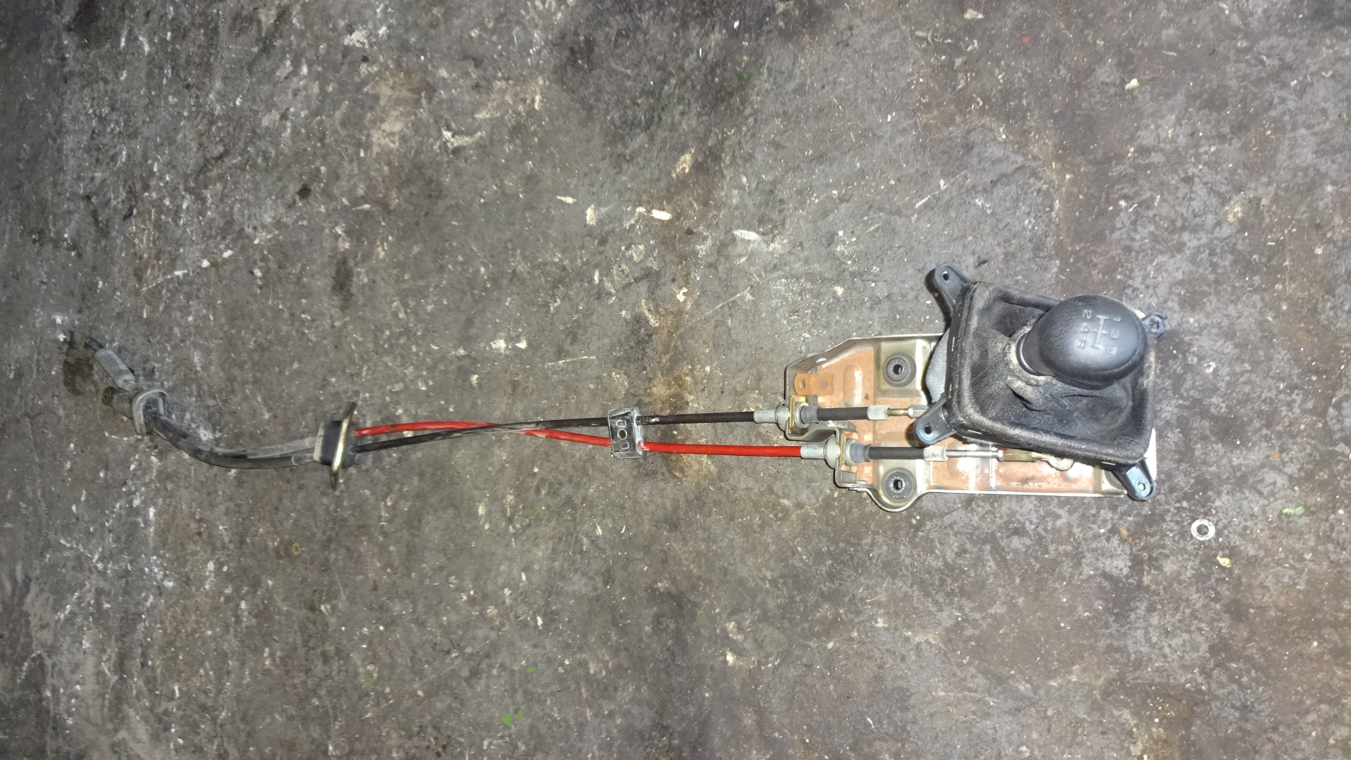 Λεβιές Ταχυτήτων Hyundai Lantra ’99 Προσφορά