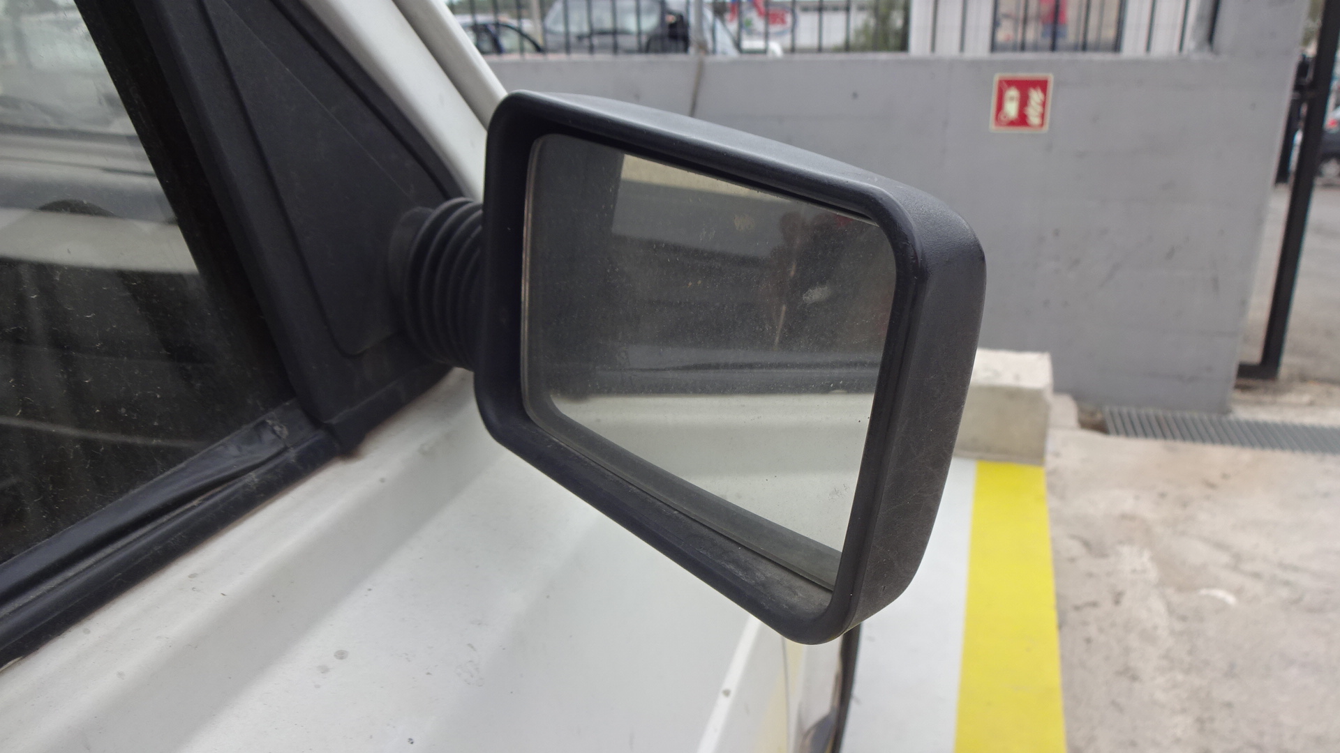 Καθρέπτες Απλοί Seat Fura ’85 Προσφορά.