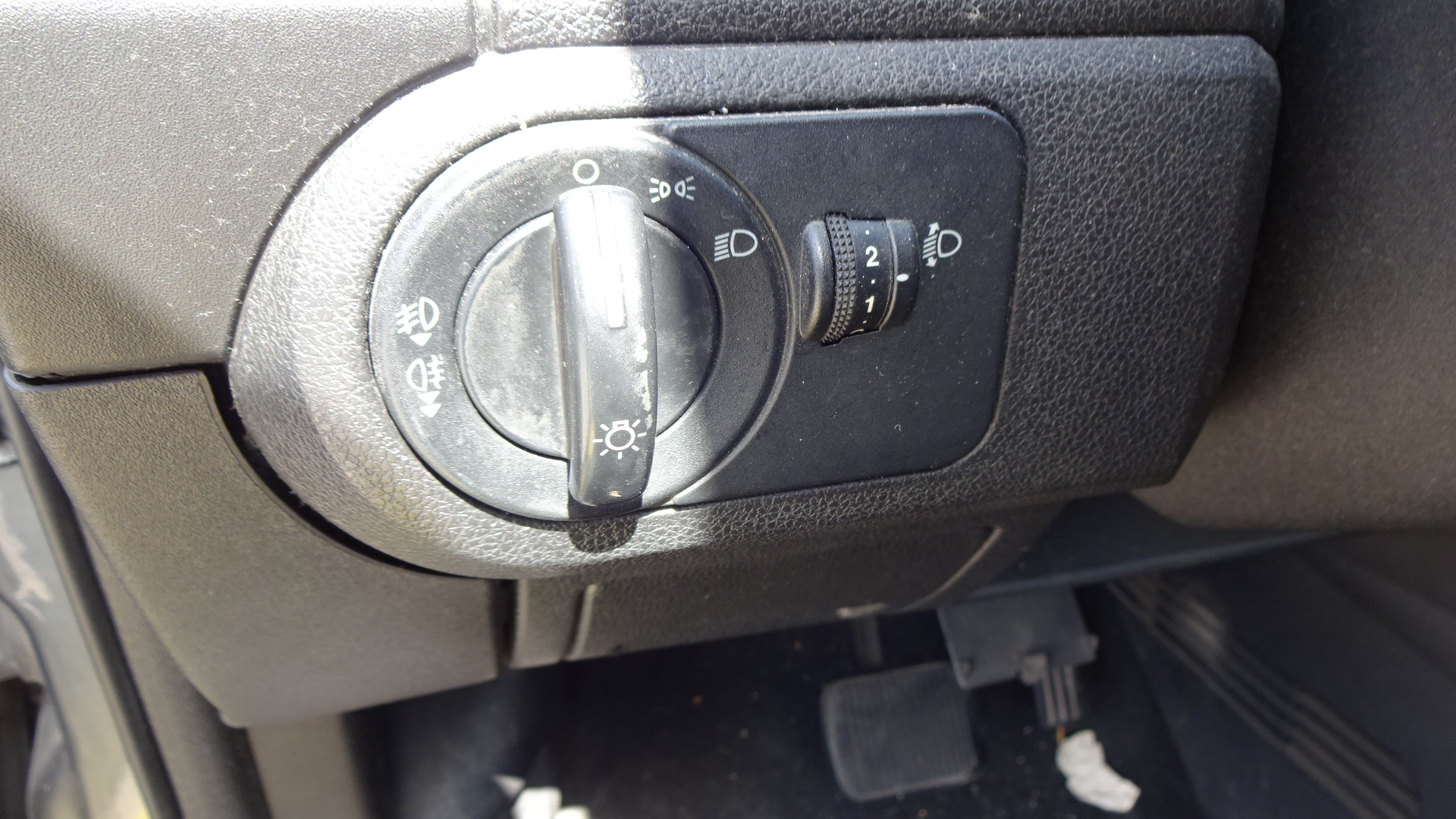 Διακόπτης Φώτων Ford Fusion ’04 Προσφορά