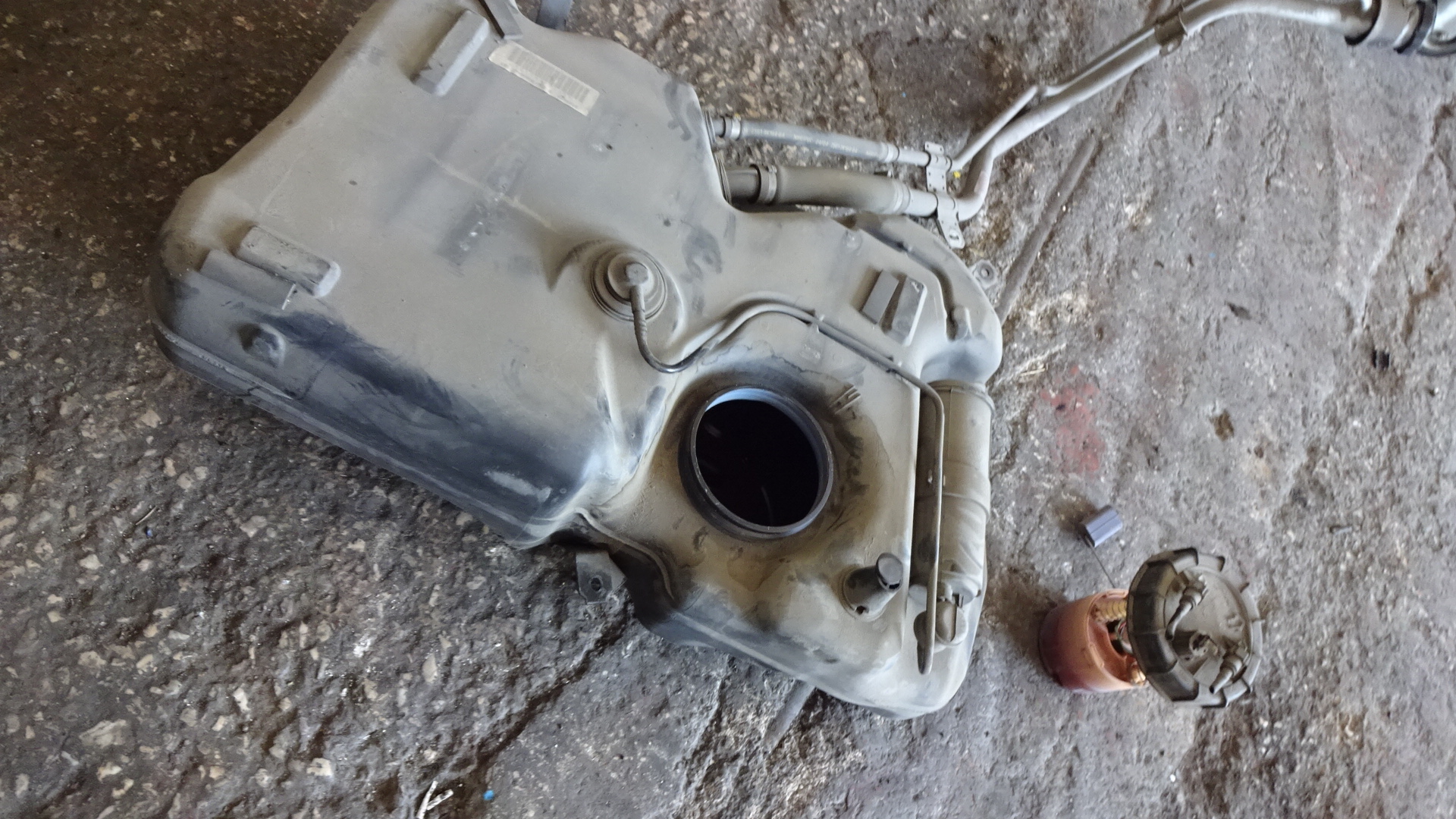 Ρεζερβουάρ Βενζίνης Ford Fusion ’04 Προσφορά