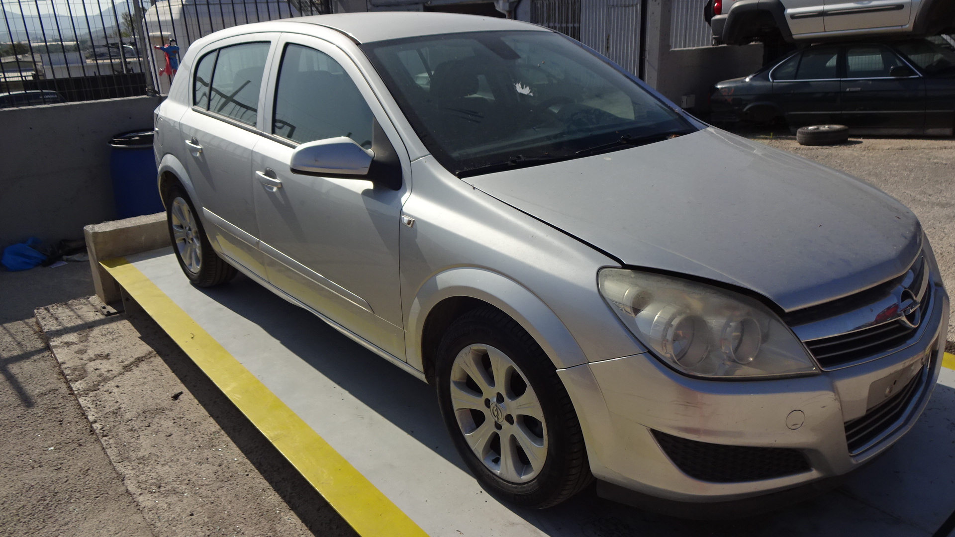 Φτερά Εμπρός Opel Astra H ’09 Προσφορά