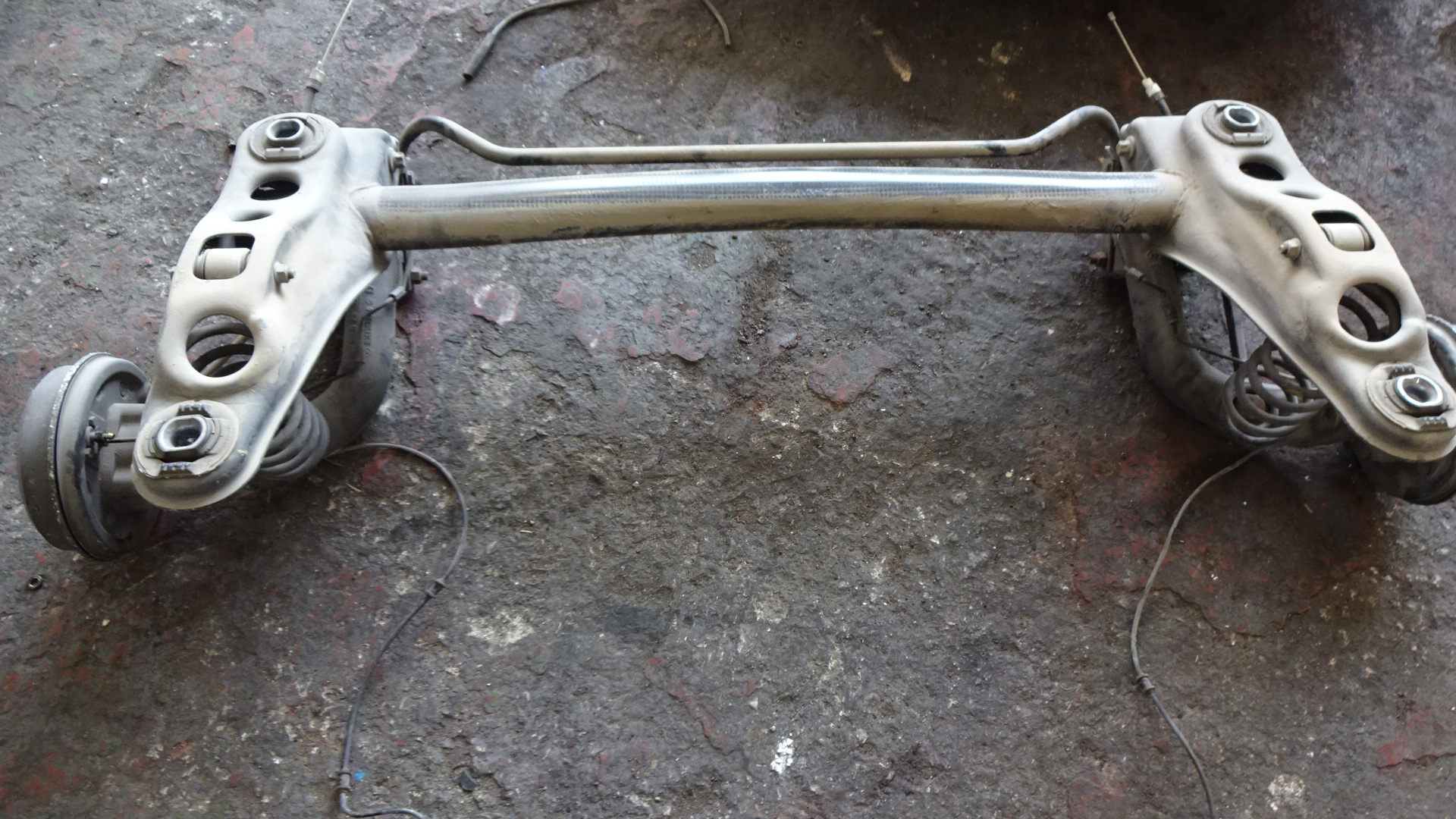 Άξονας πίσω Mercedes A140 ’03 Προσφορά